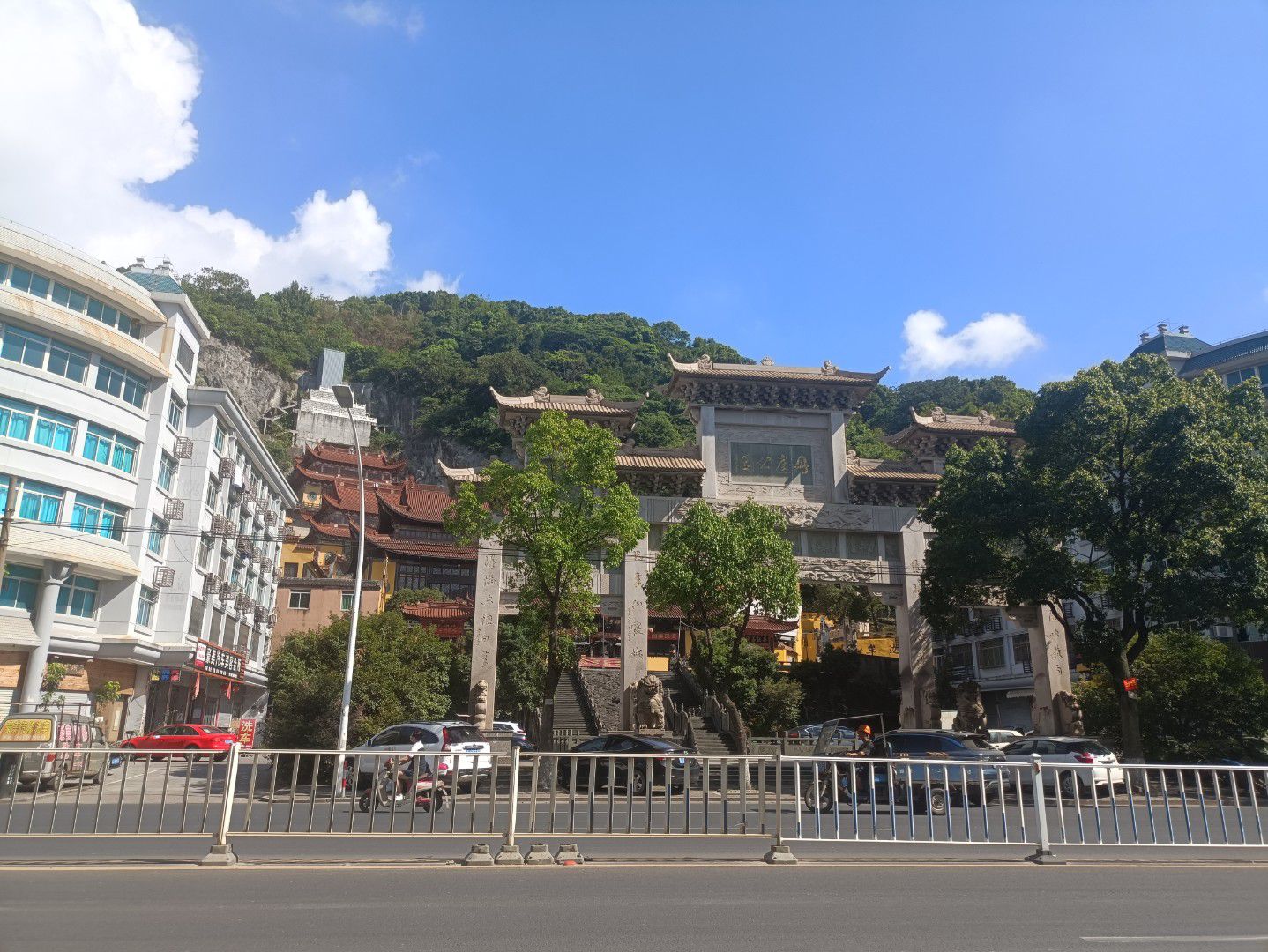 丹崖公园-丹崖禅寺