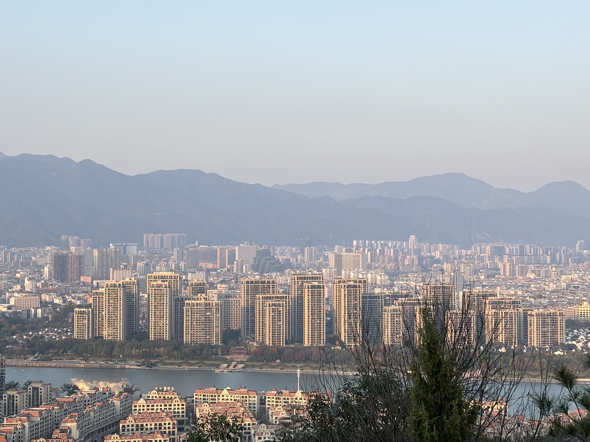 南明山景区旅行图片 1