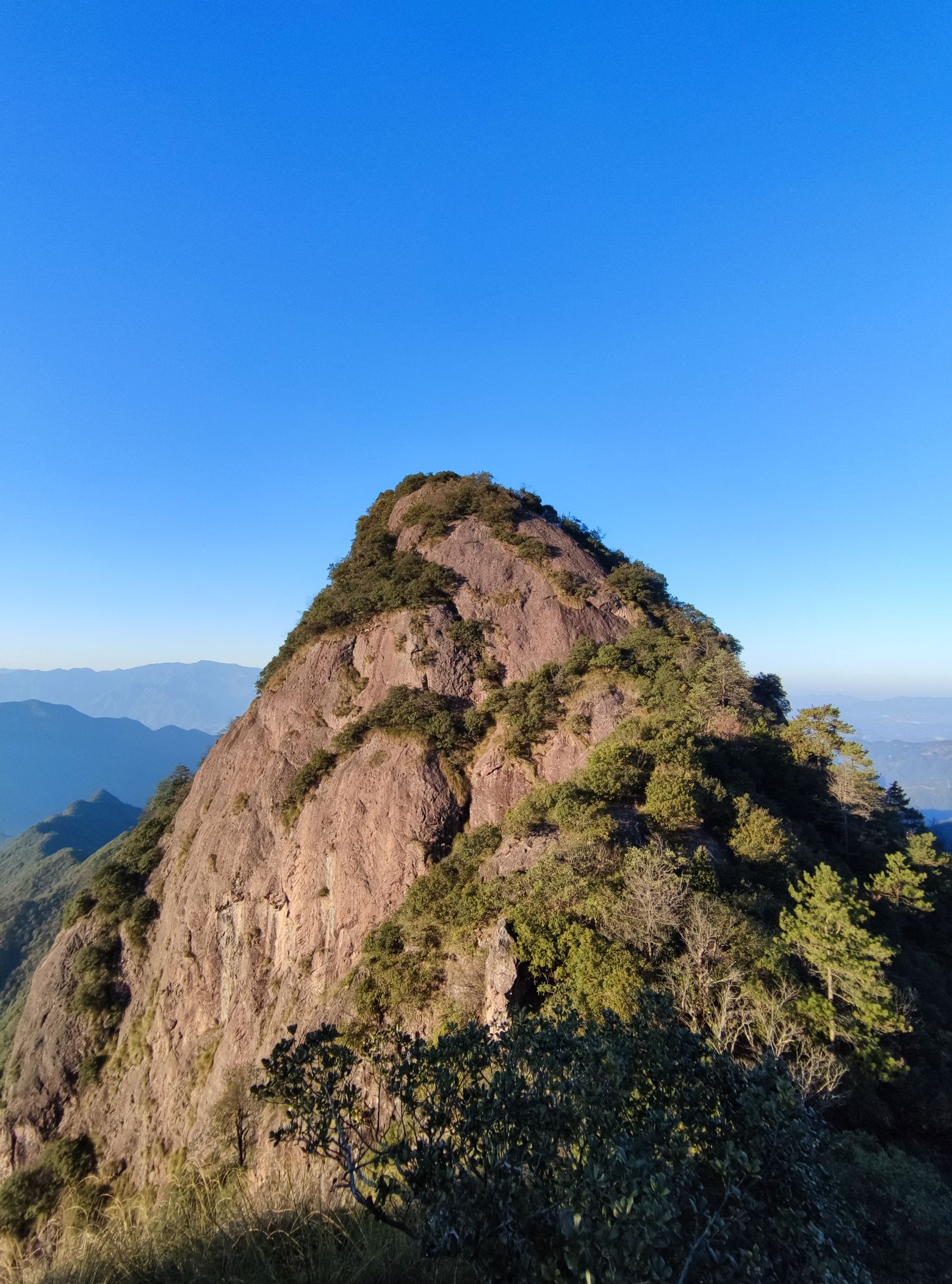 南尖岩