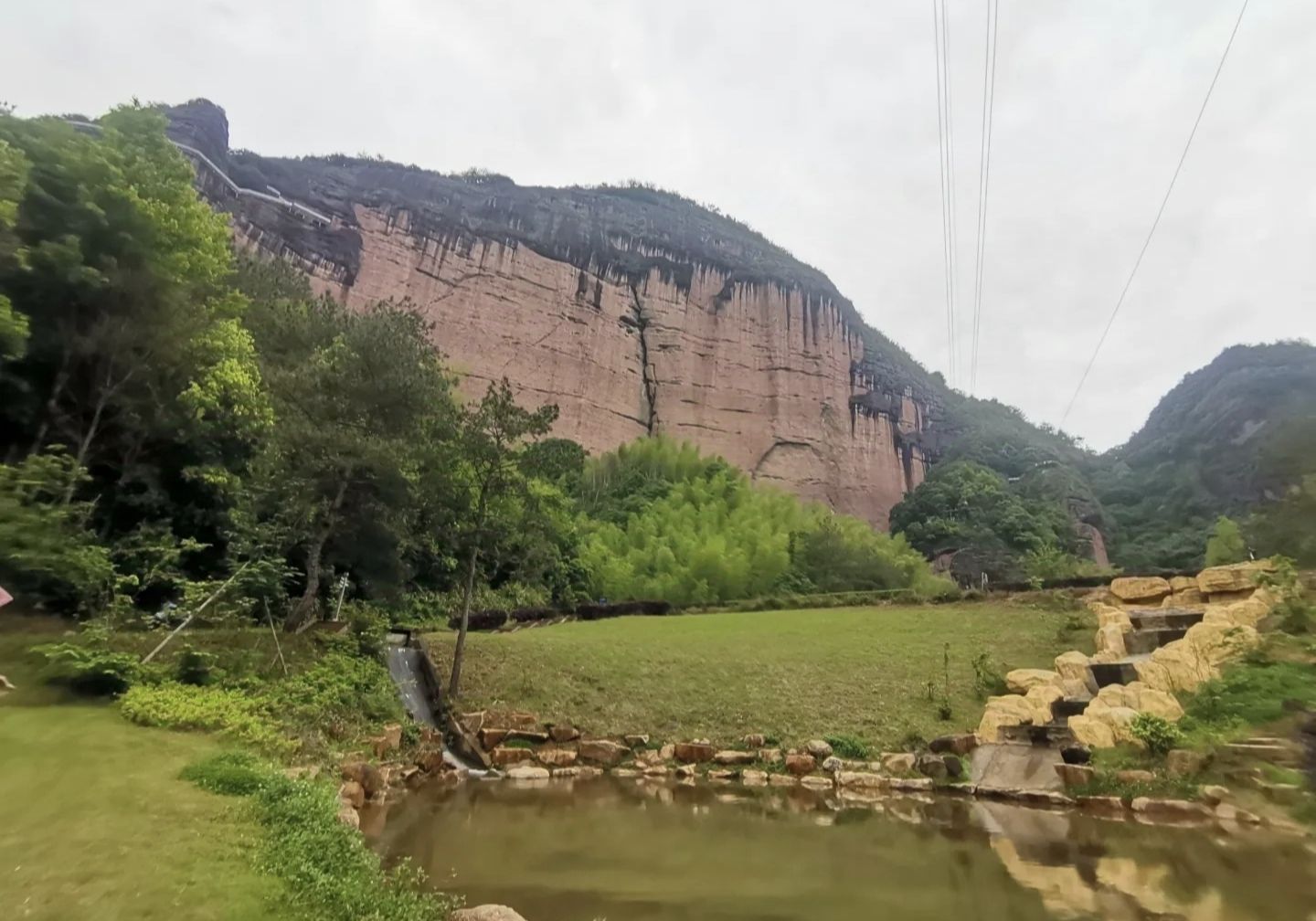 大红岩·崆峒山景区旅行图片 1