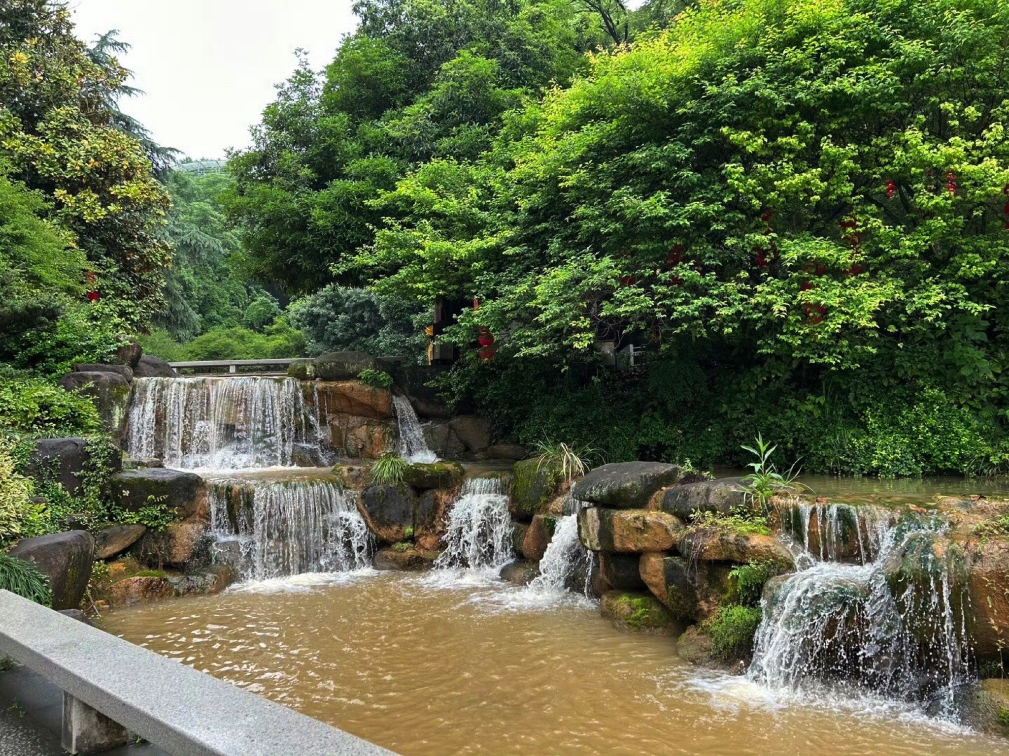 六洞山风景区旅行图片 1