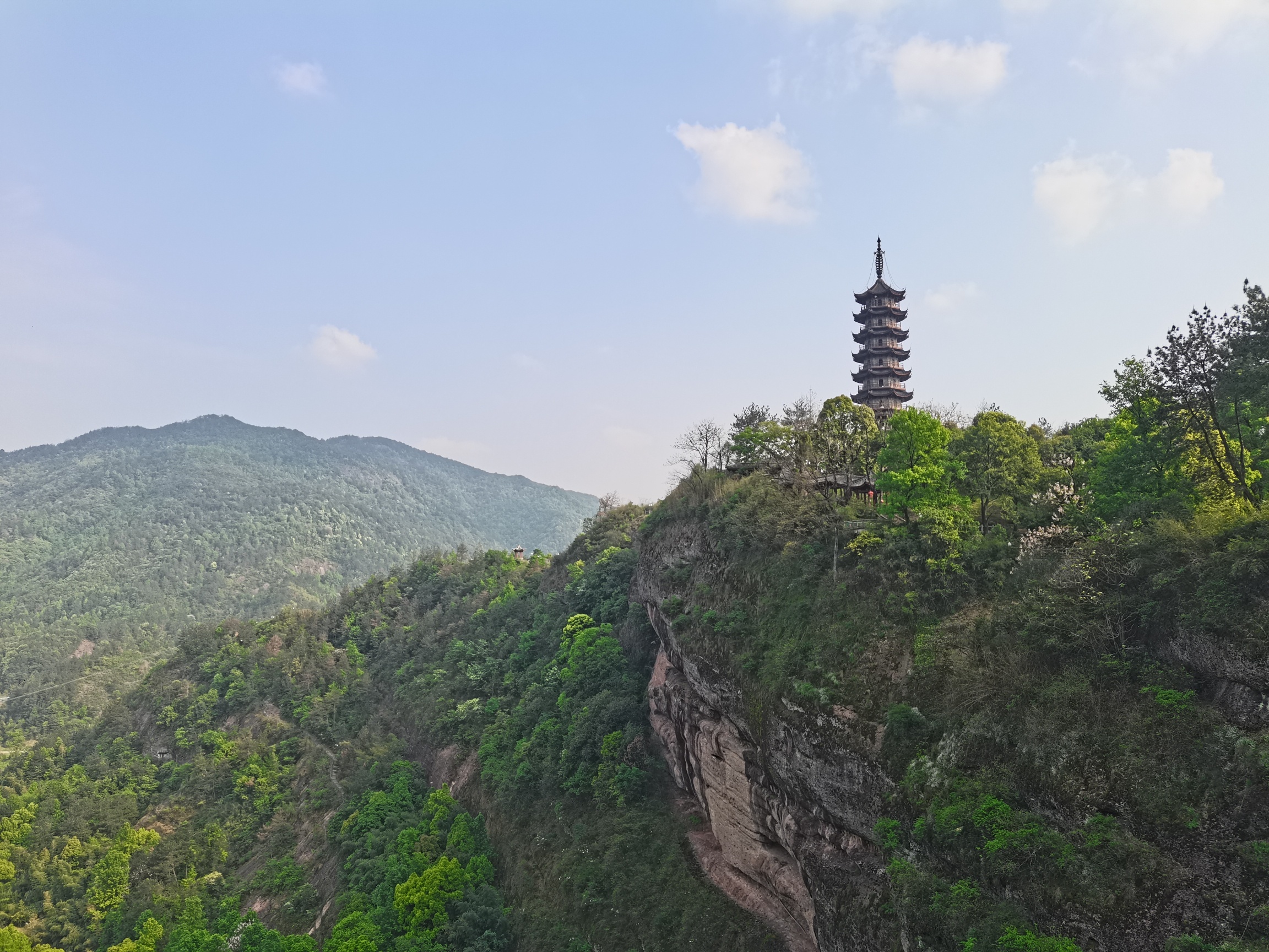 方岩石鼓寮景区