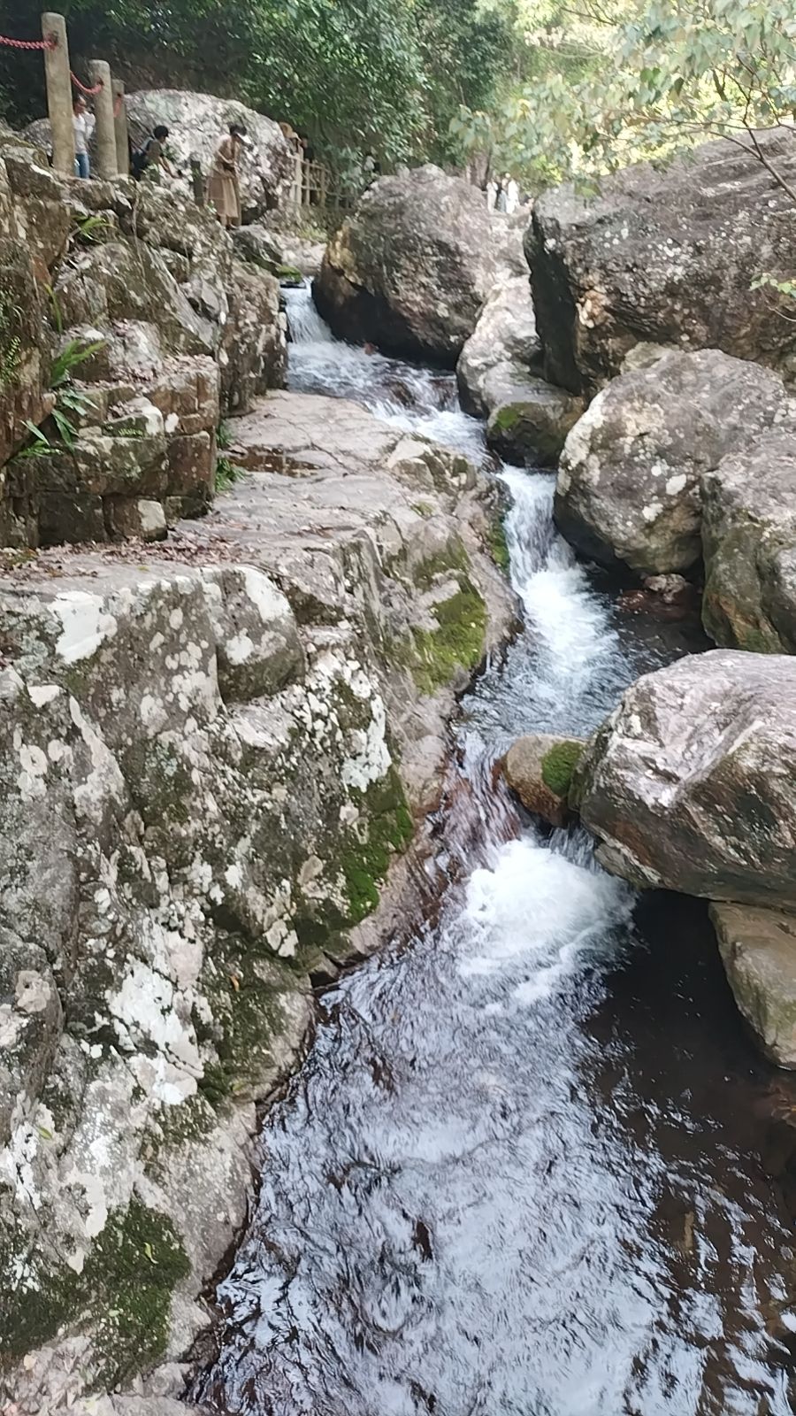 青云山峡谷瀑布风景区