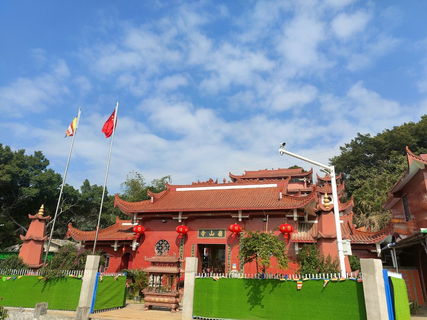 岭山寺实景照片