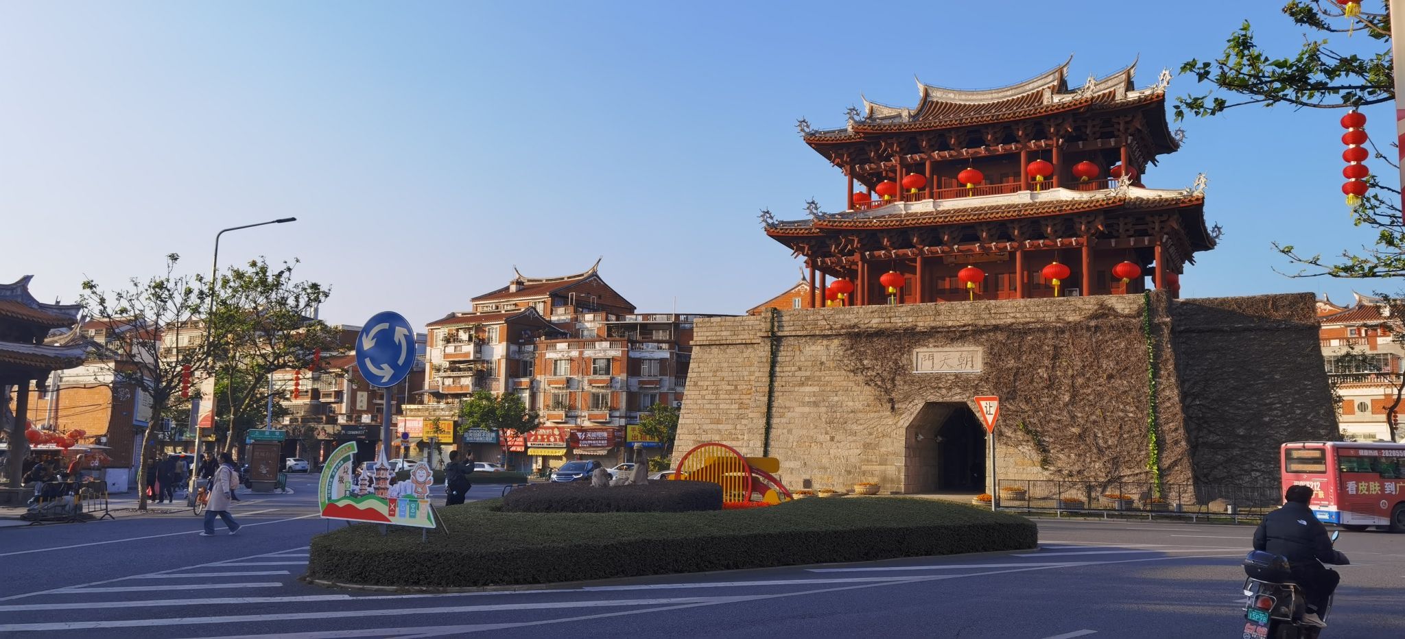 泉山门旅行图片 3
