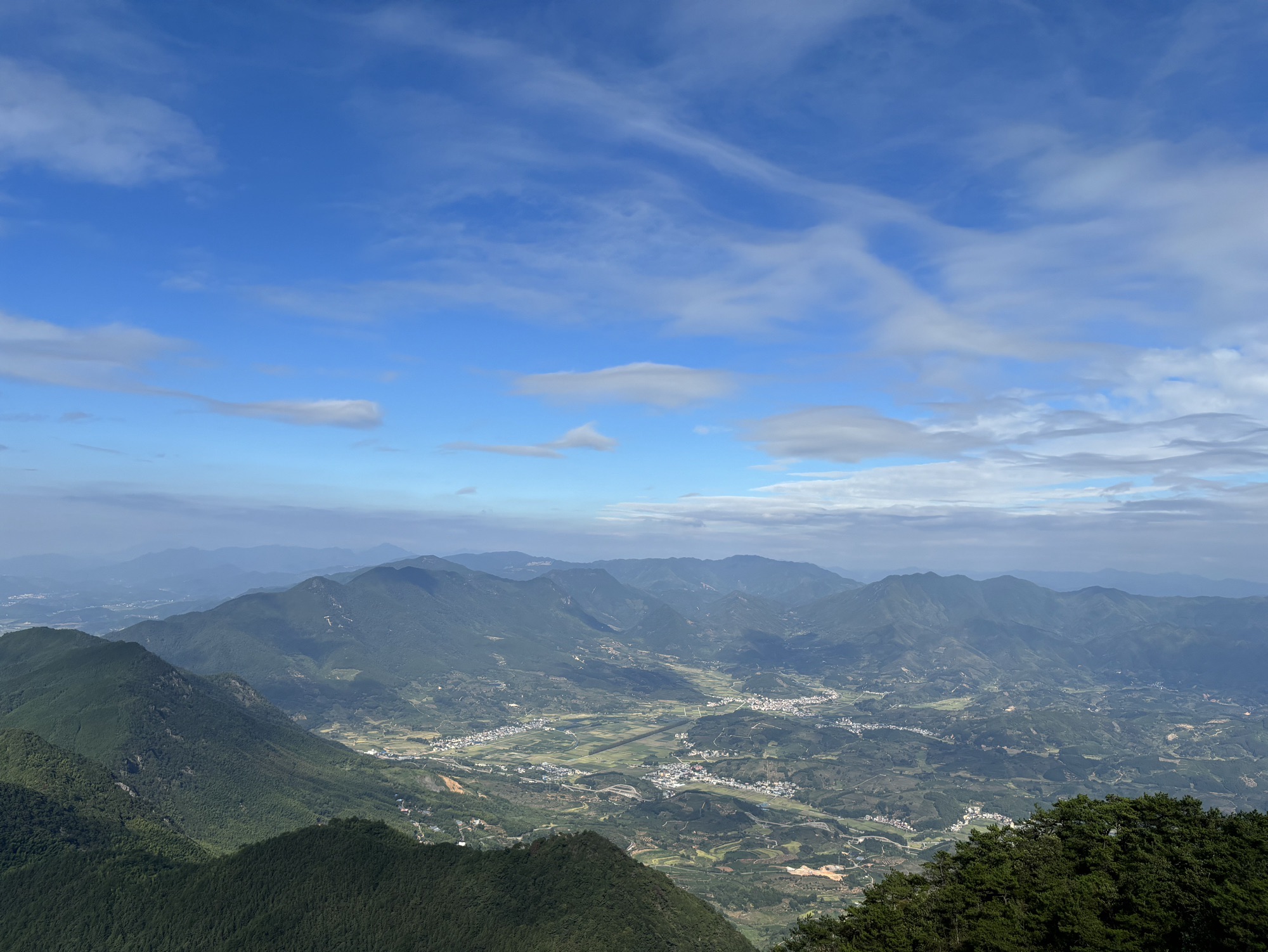 湛卢山省级风景名胜区旅行图片 1
