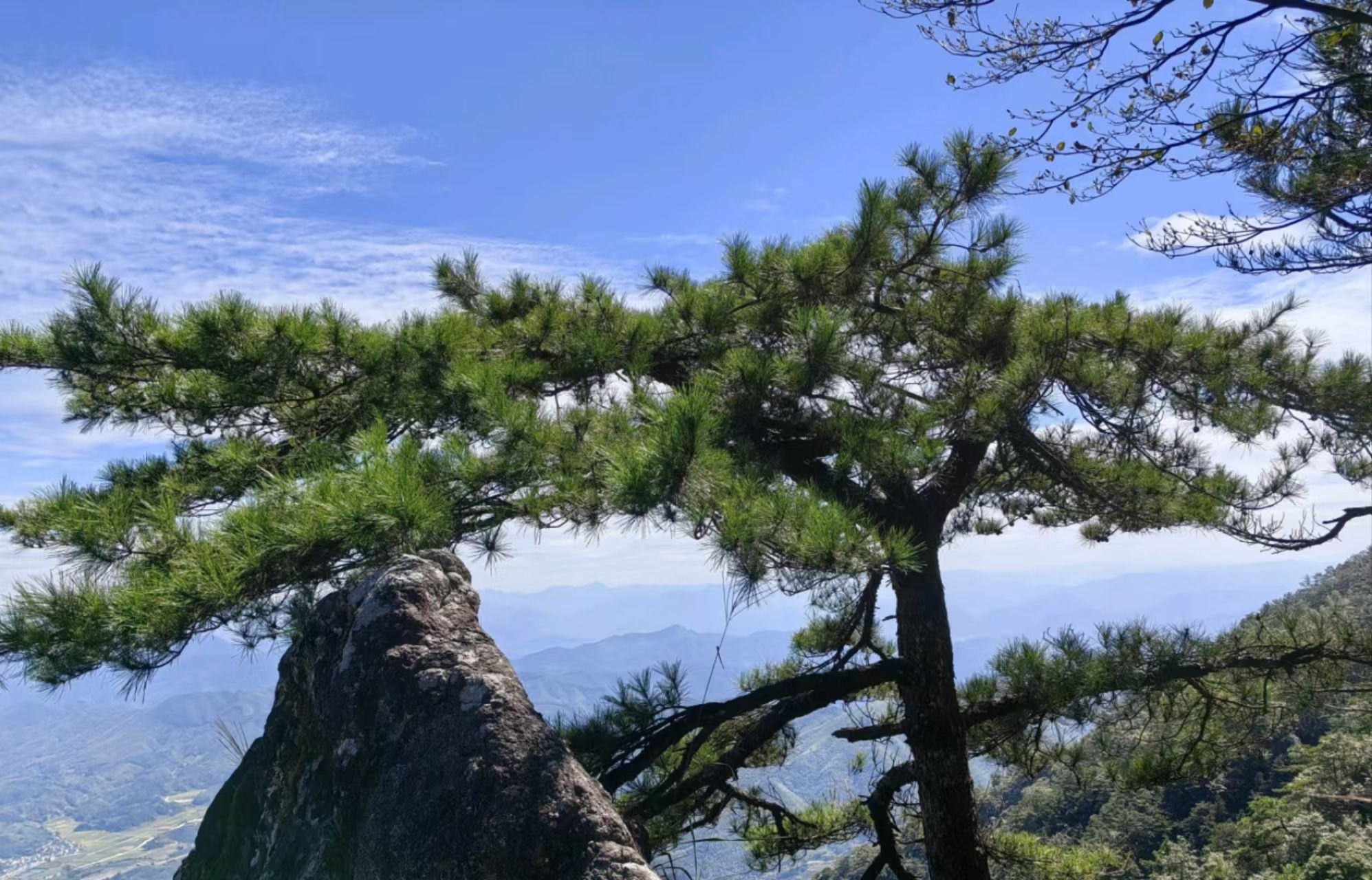 湛卢山省级风景名胜区旅行图片 1