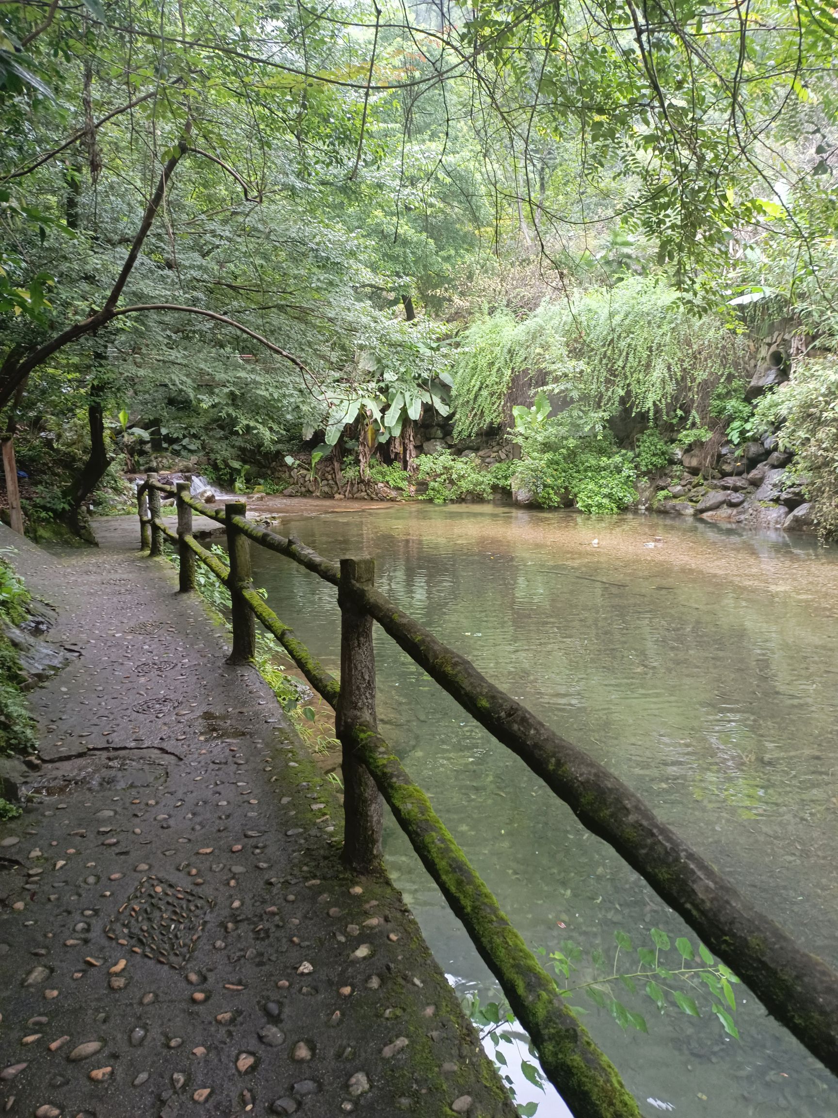 茫荡山三千八百坎景区