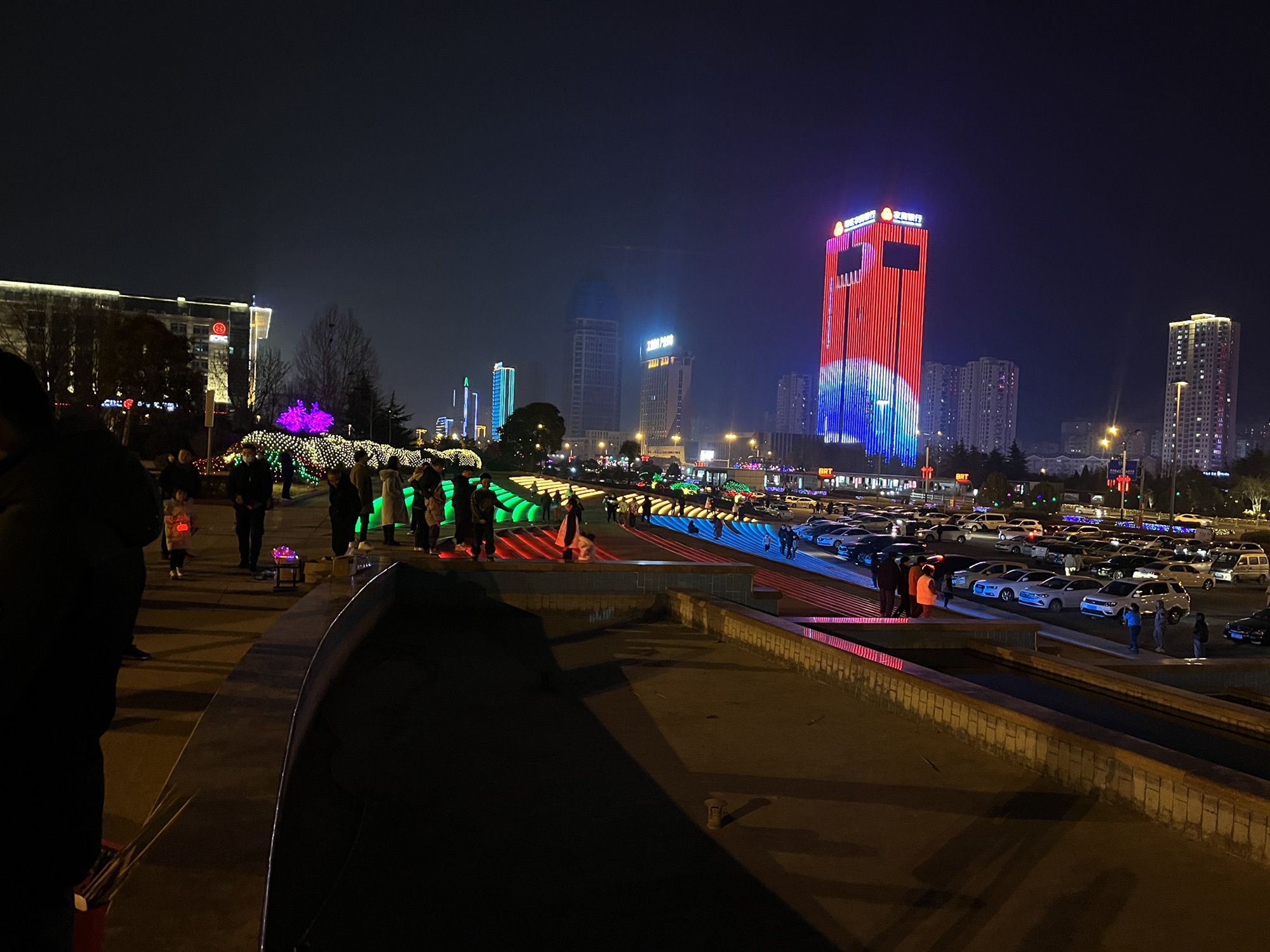 凤鸣湖广场旅行图片 1