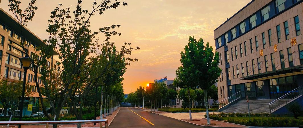 日照市工业学校