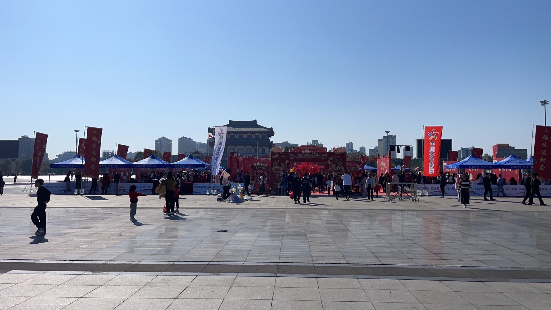 揭阳楼广场旅行图片 1