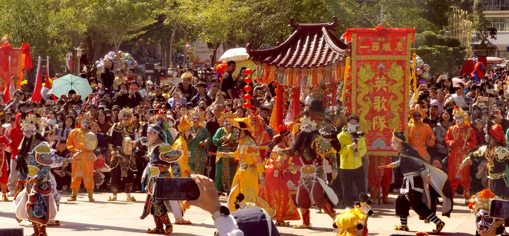 惠来文化广场旅行图片 3