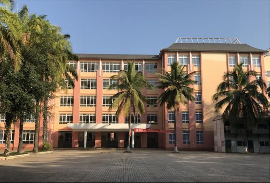 滇西应用技术大学傣医药学院