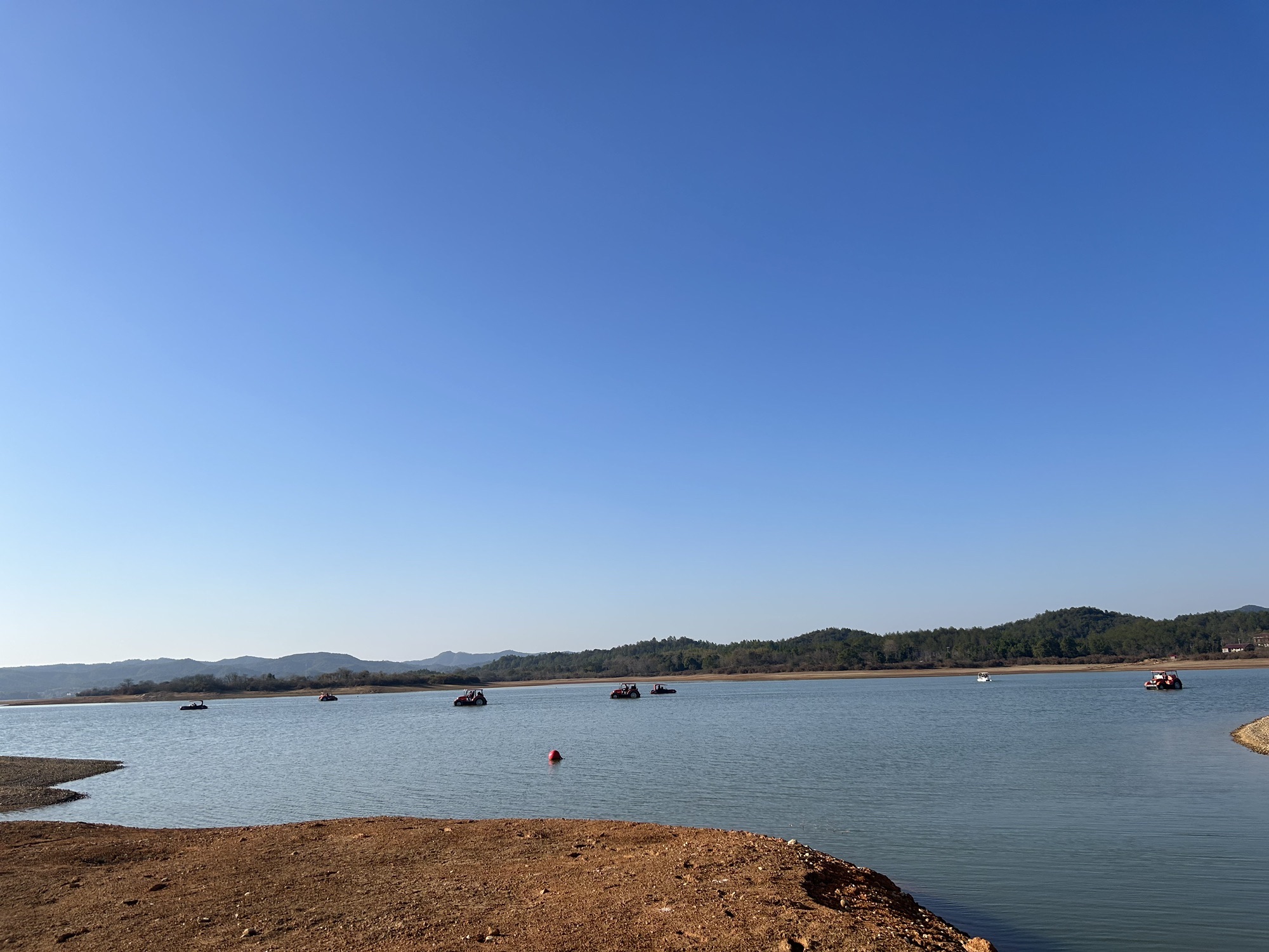 白鹤湖名胜风景区