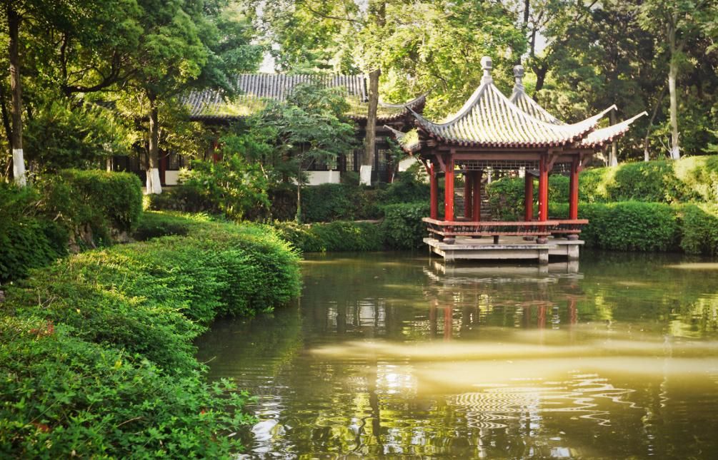龙泉公园