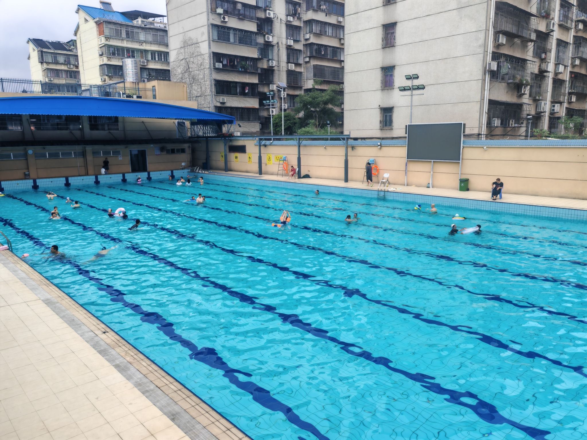 岳阳市游泳学校