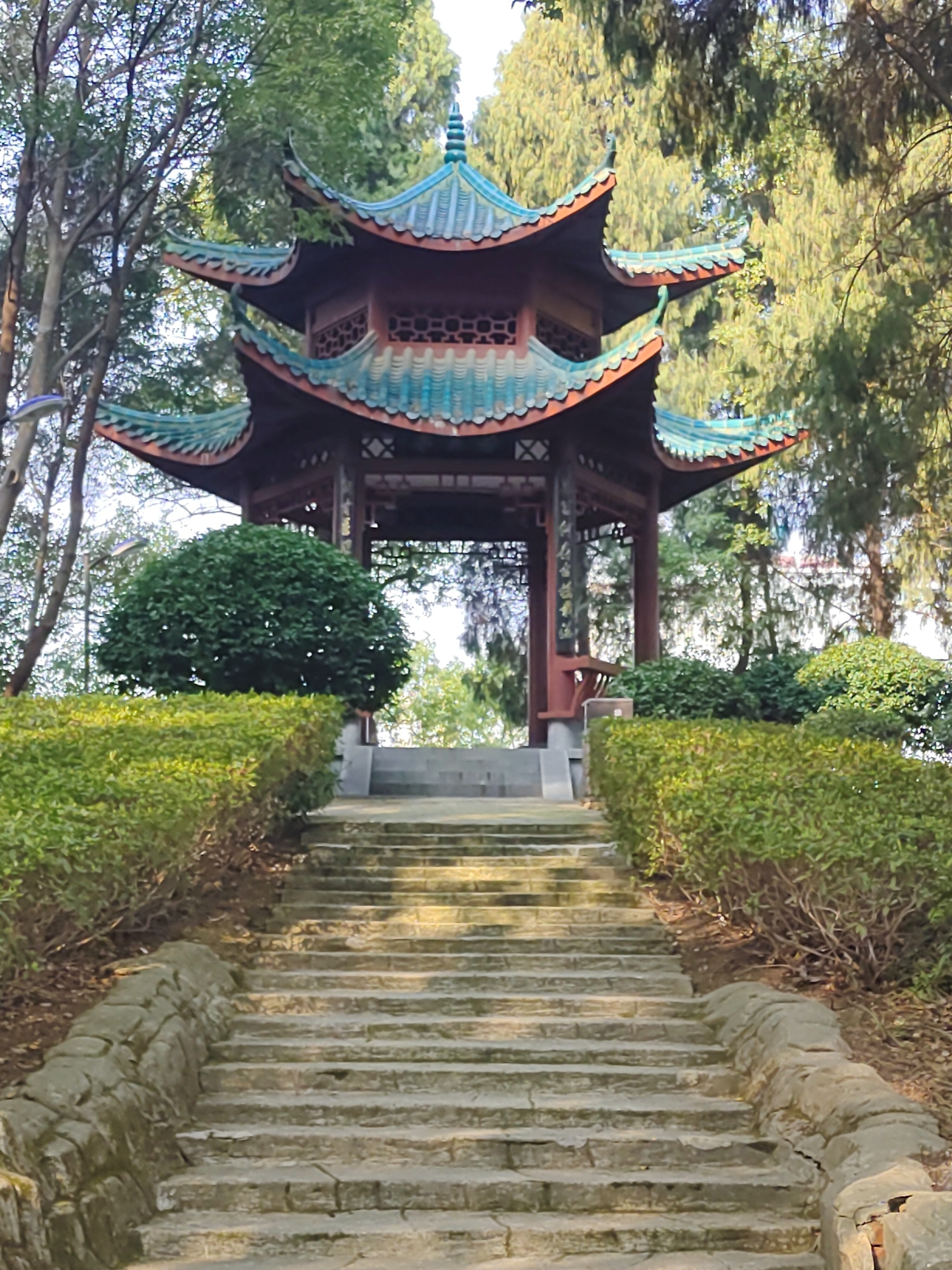 岳阳市南湖公园-尚书山