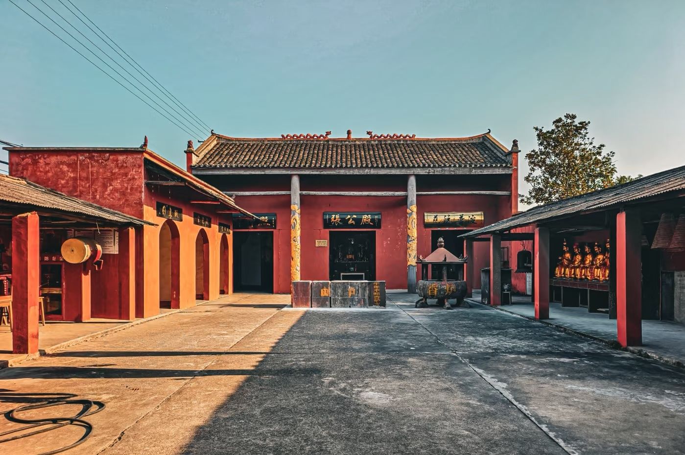 勅龙宫实景照片