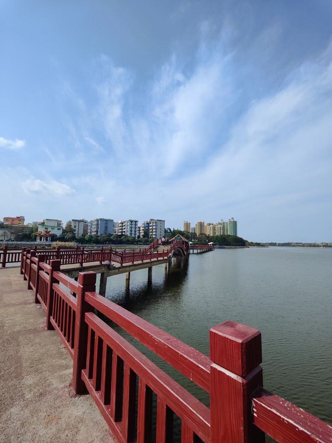 琼湖公园