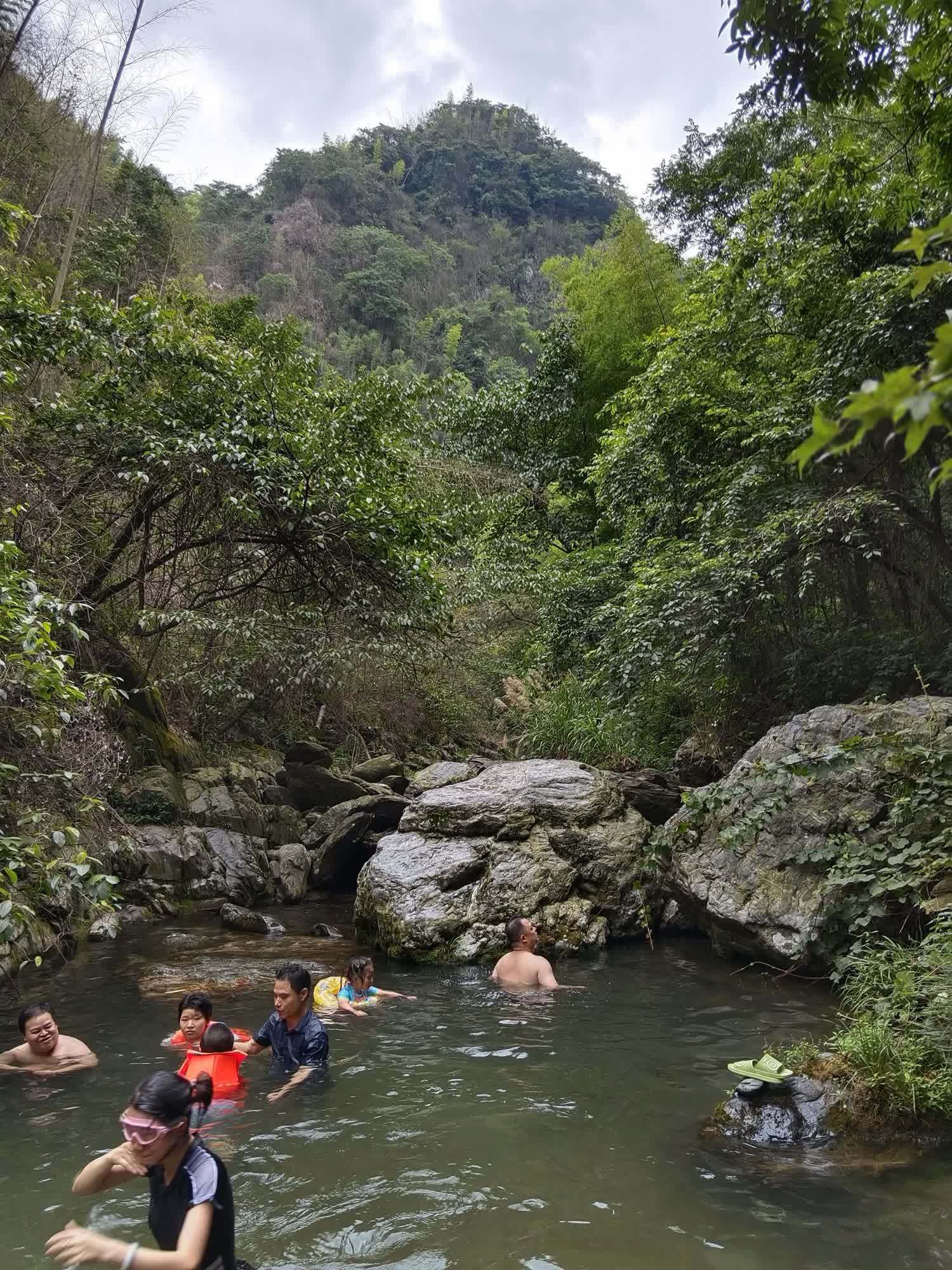 鹰嘴石旅行图片 2