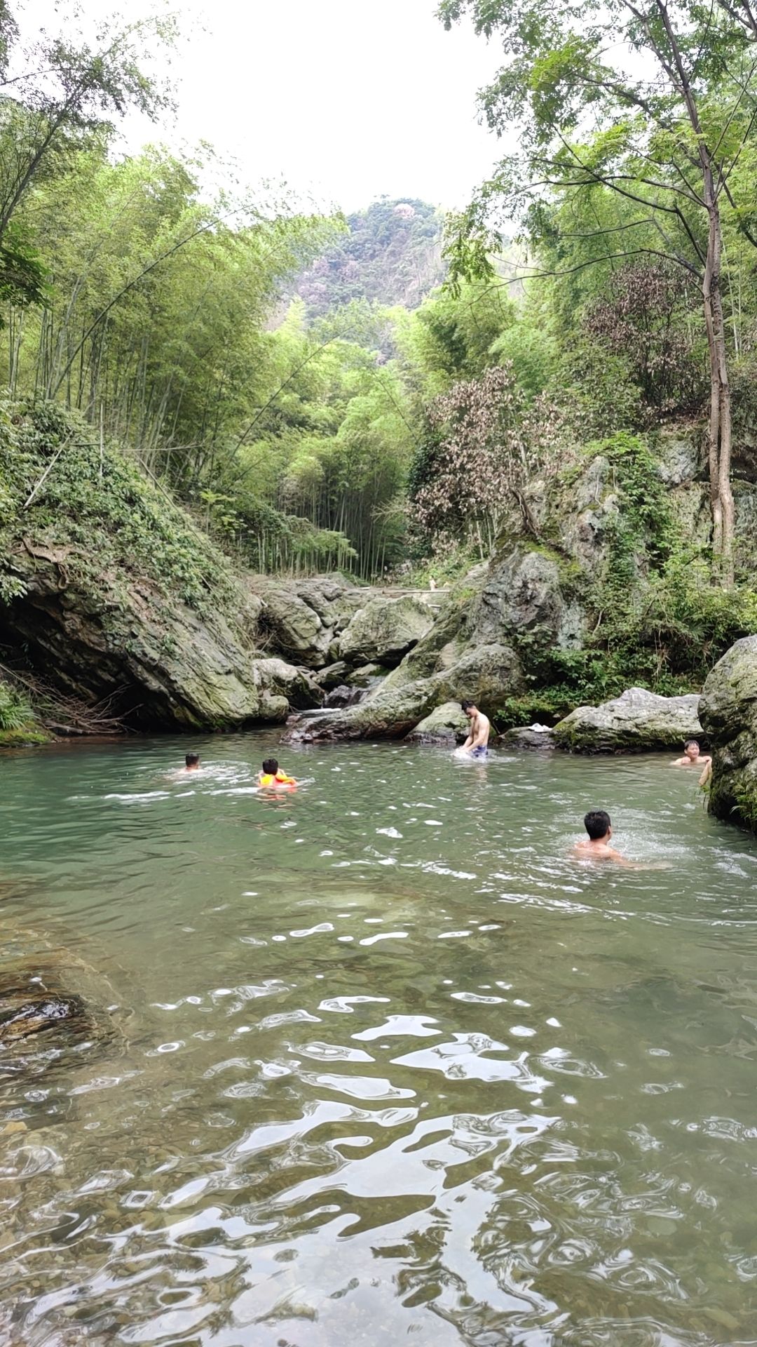 鹰嘴石旅行图片 1