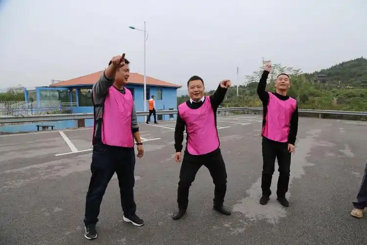 伏口中心小学