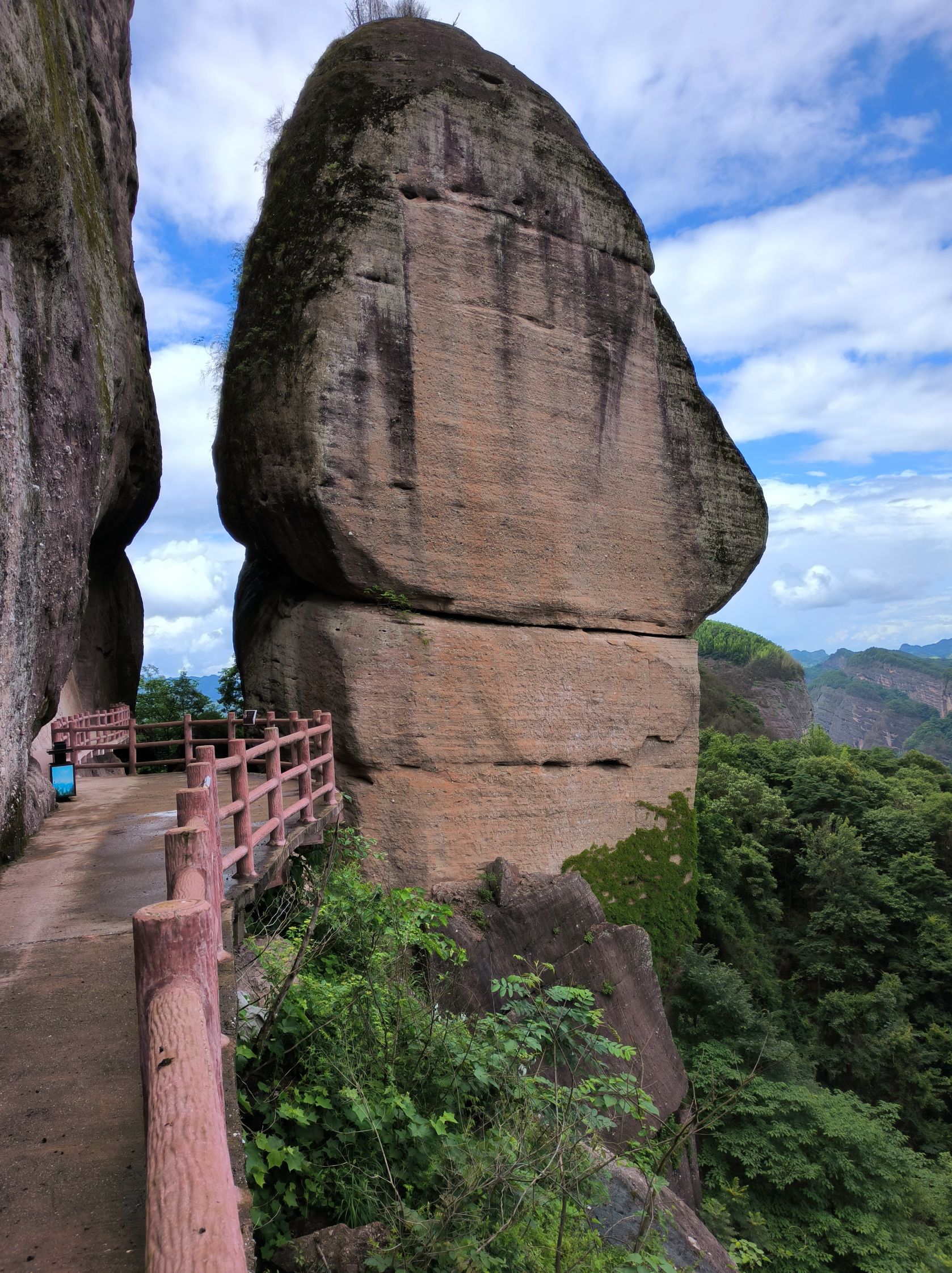 崀山风景名胜区八角寨景区