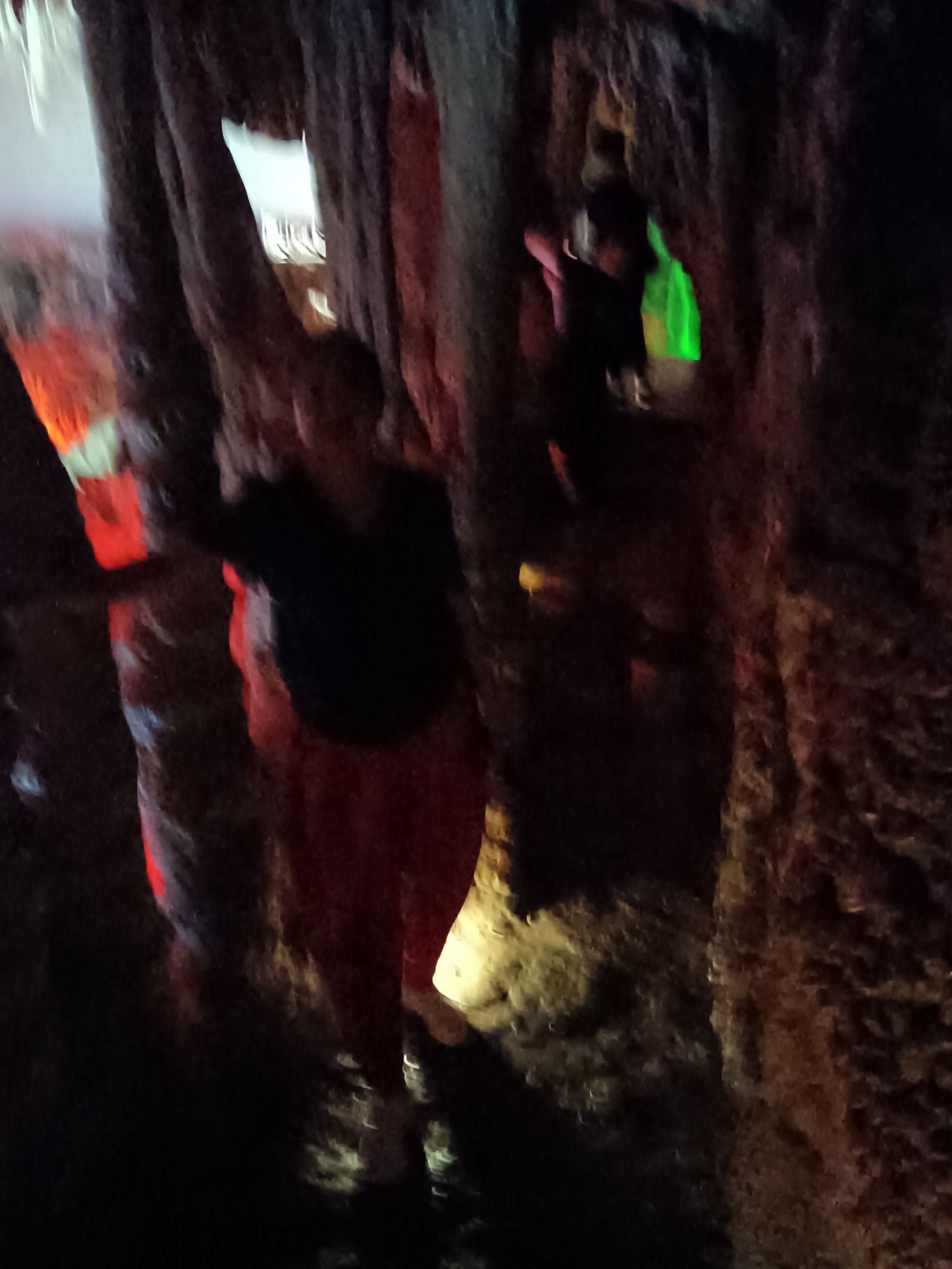 乌龙山溶洞群旅行图片 1