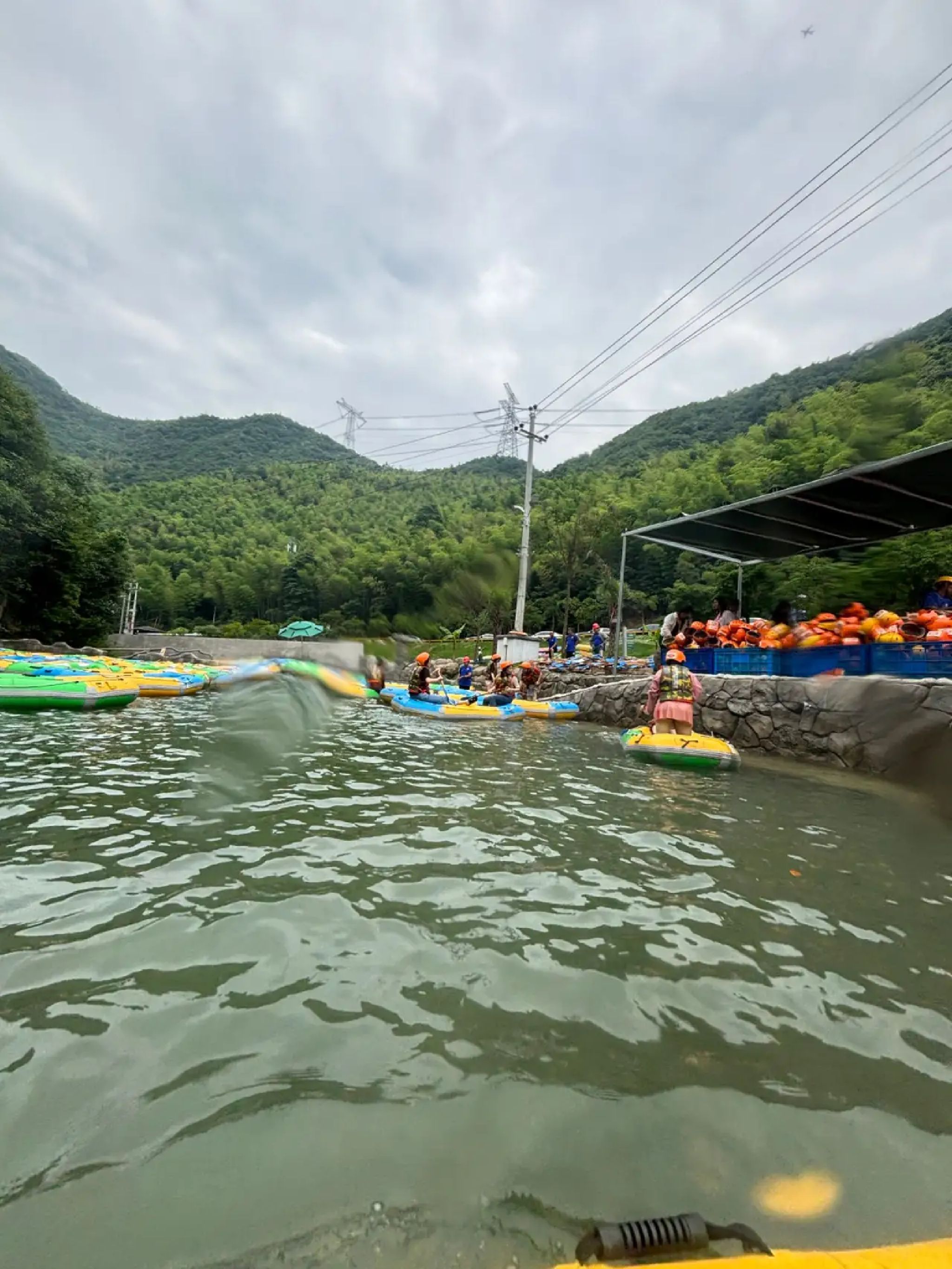 龙底生态漂流