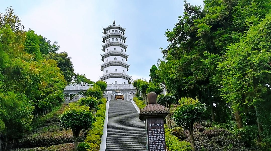 文峰塔景区