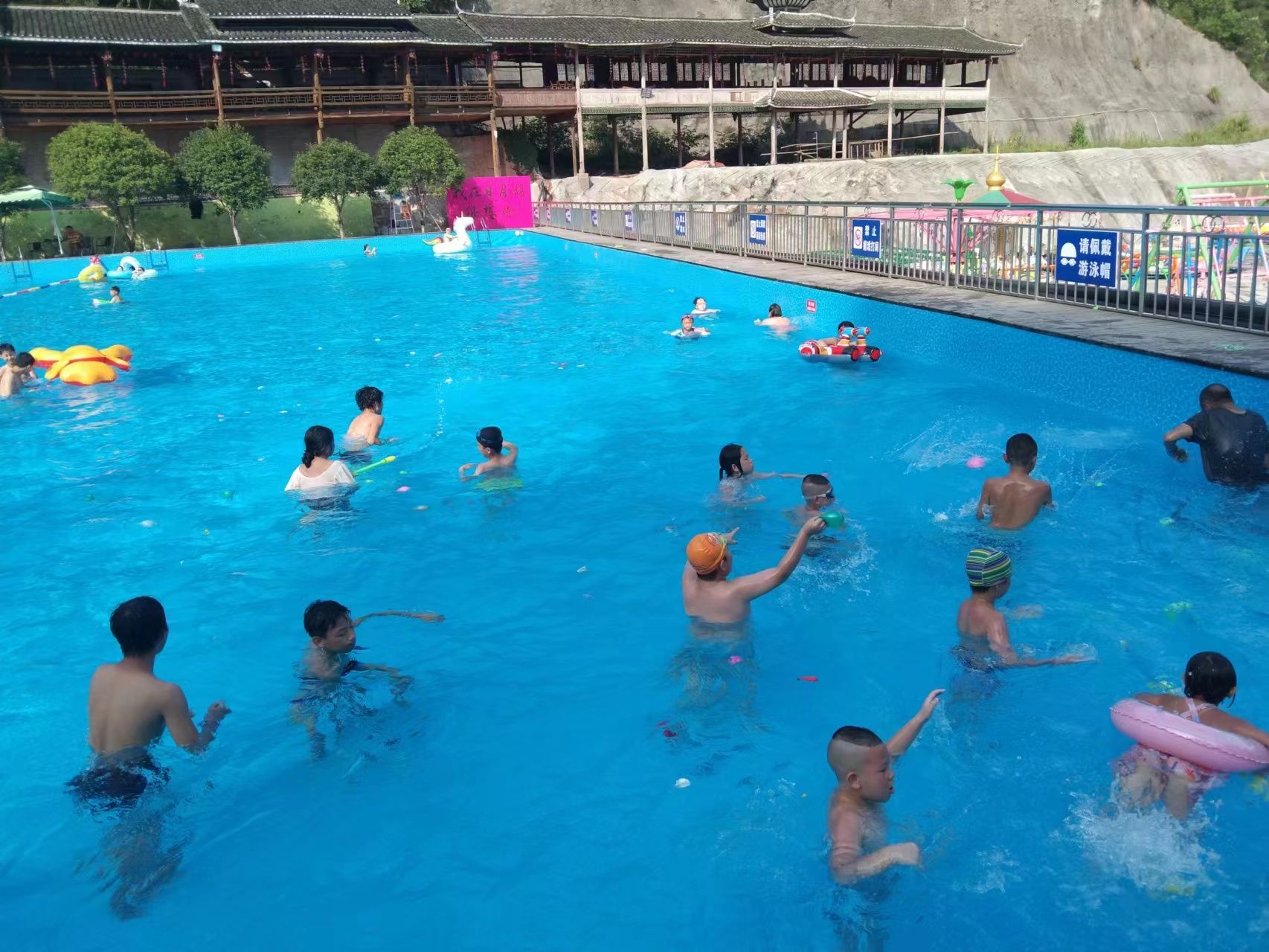 日月湖康乐谷旅行图片 1