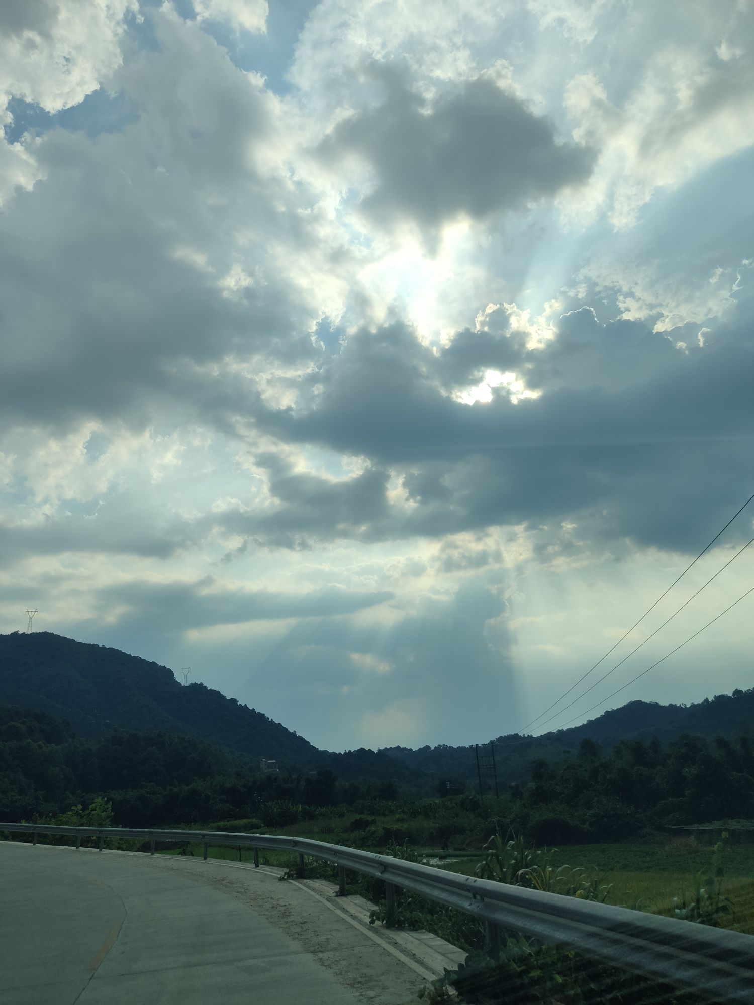 韶关丹霞灵溪漂流旅行图片 1