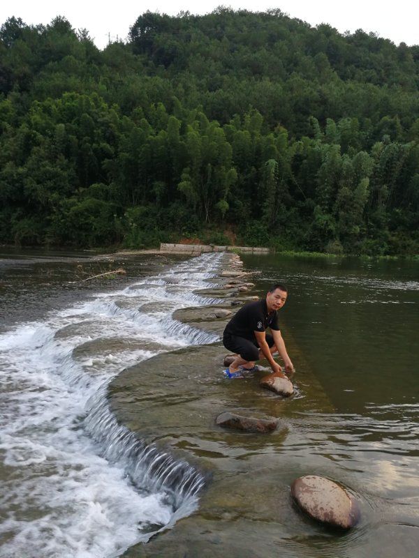 韶关丹霞灵溪漂流旅行图片 2