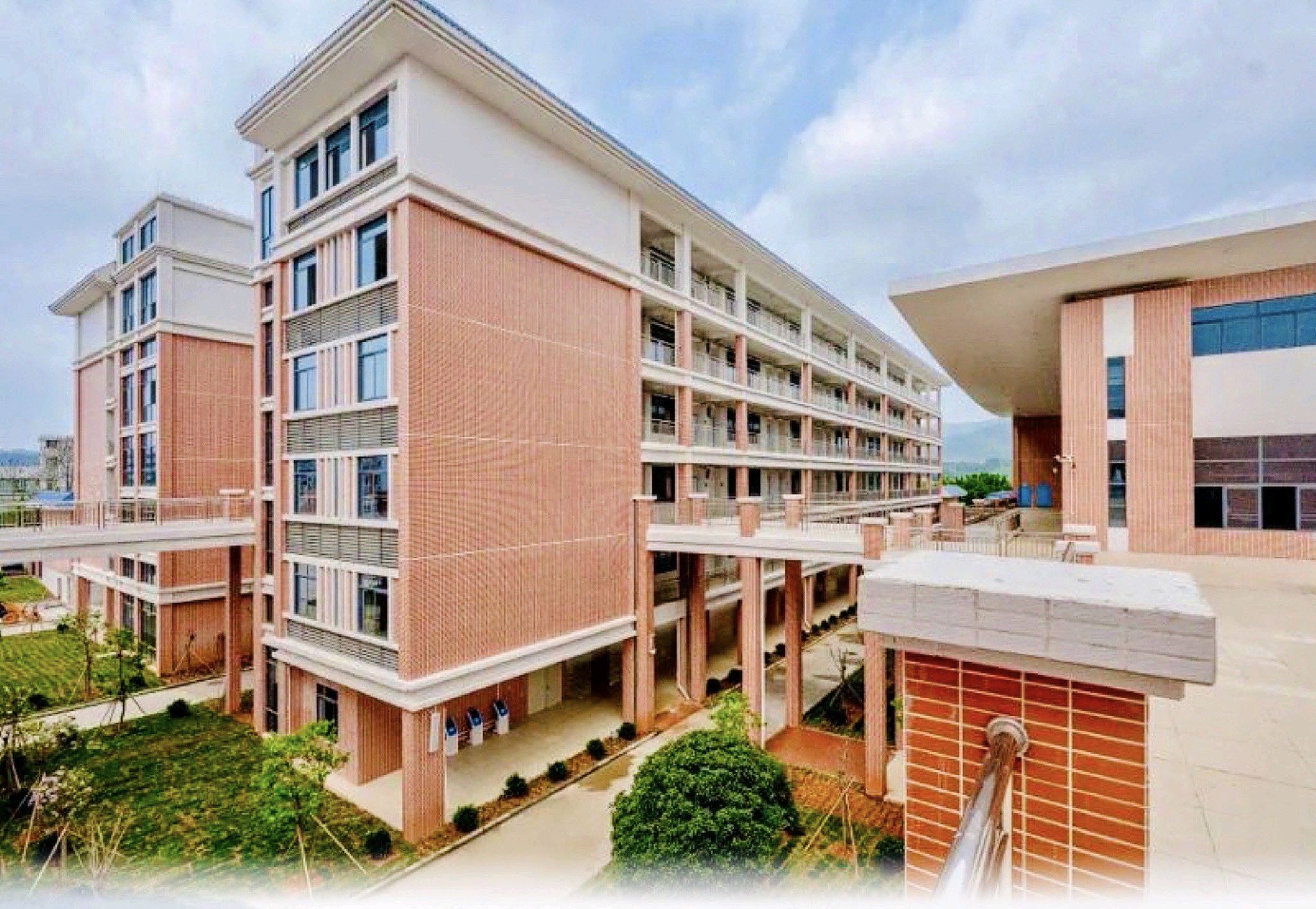 韶关市育威中等职业学校
