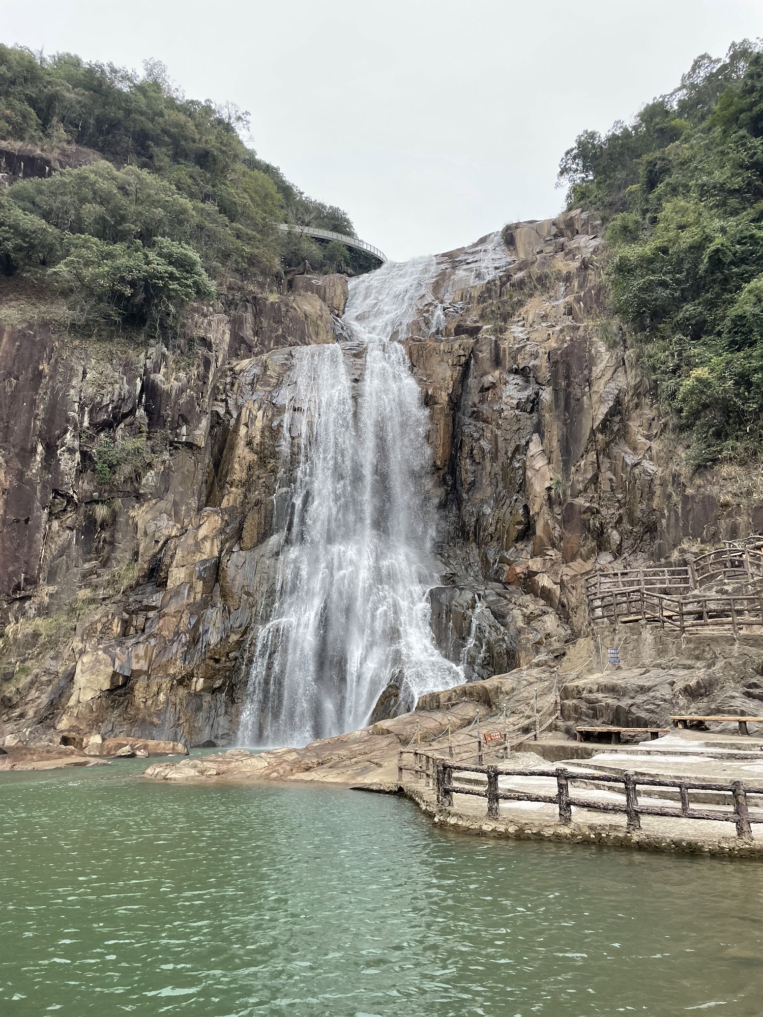 龙归寨瀑布景区旅行图片 2