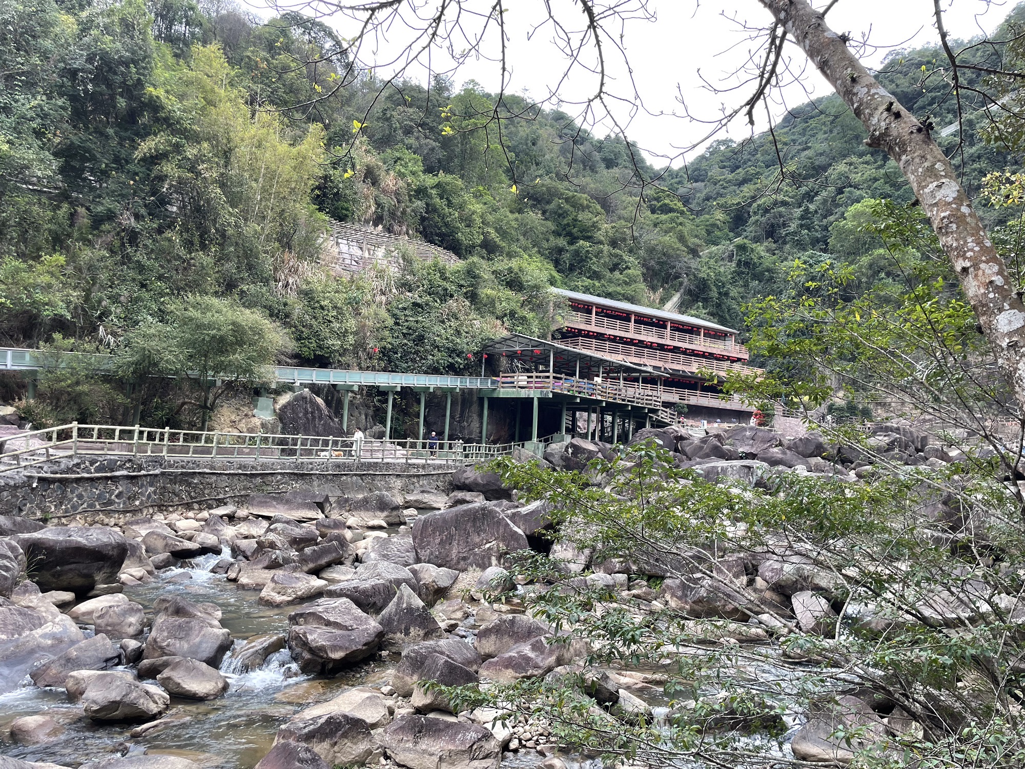 龙归寨瀑布景区旅行图片 1
