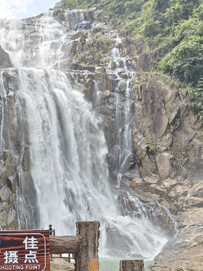 龙归寨瀑布景区旅行图片 3