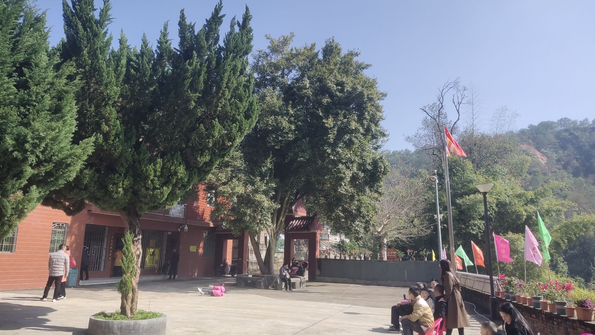 利理岩二与寺旅行图片 3