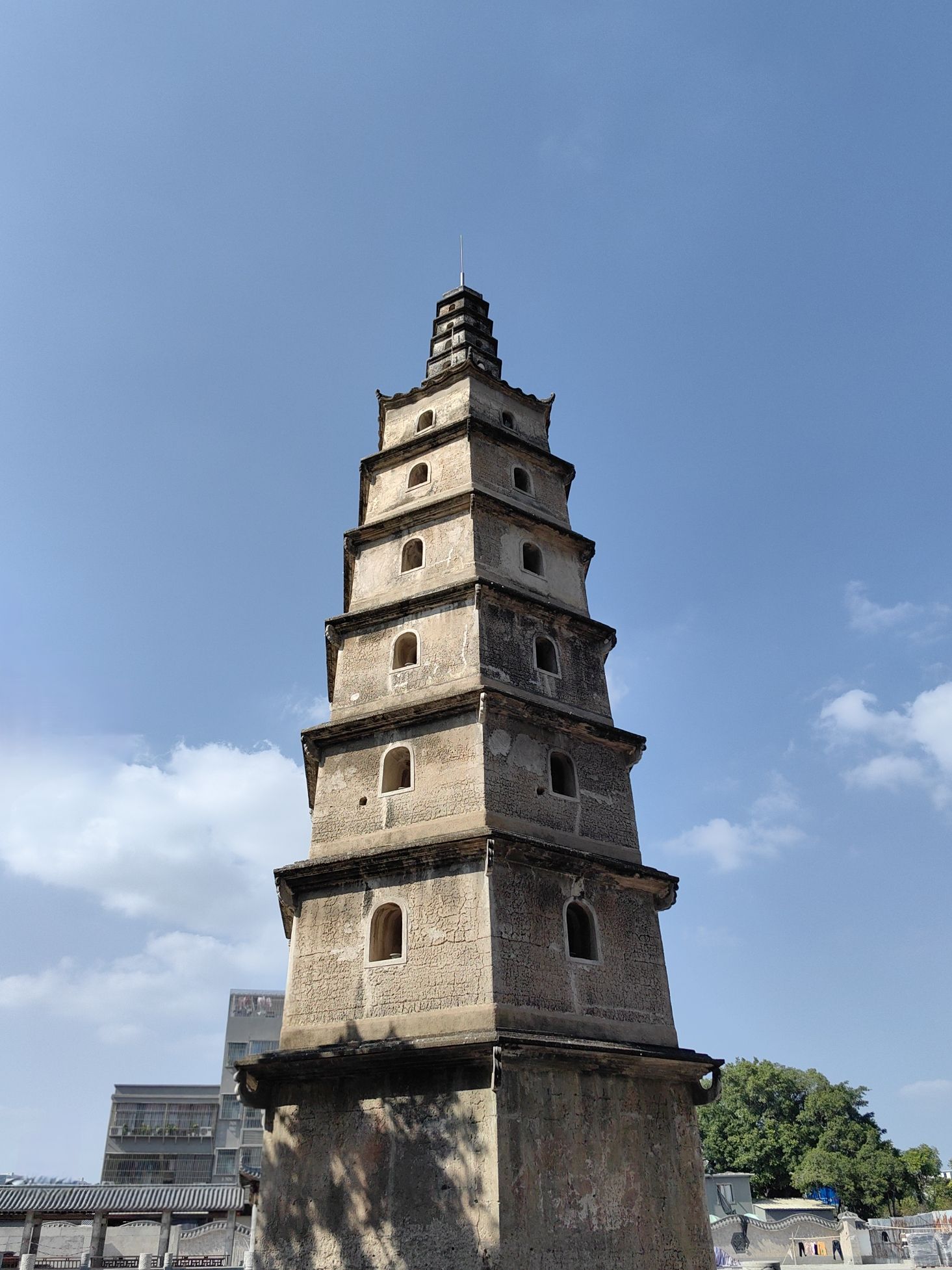 腾辉塔旅行图片 1