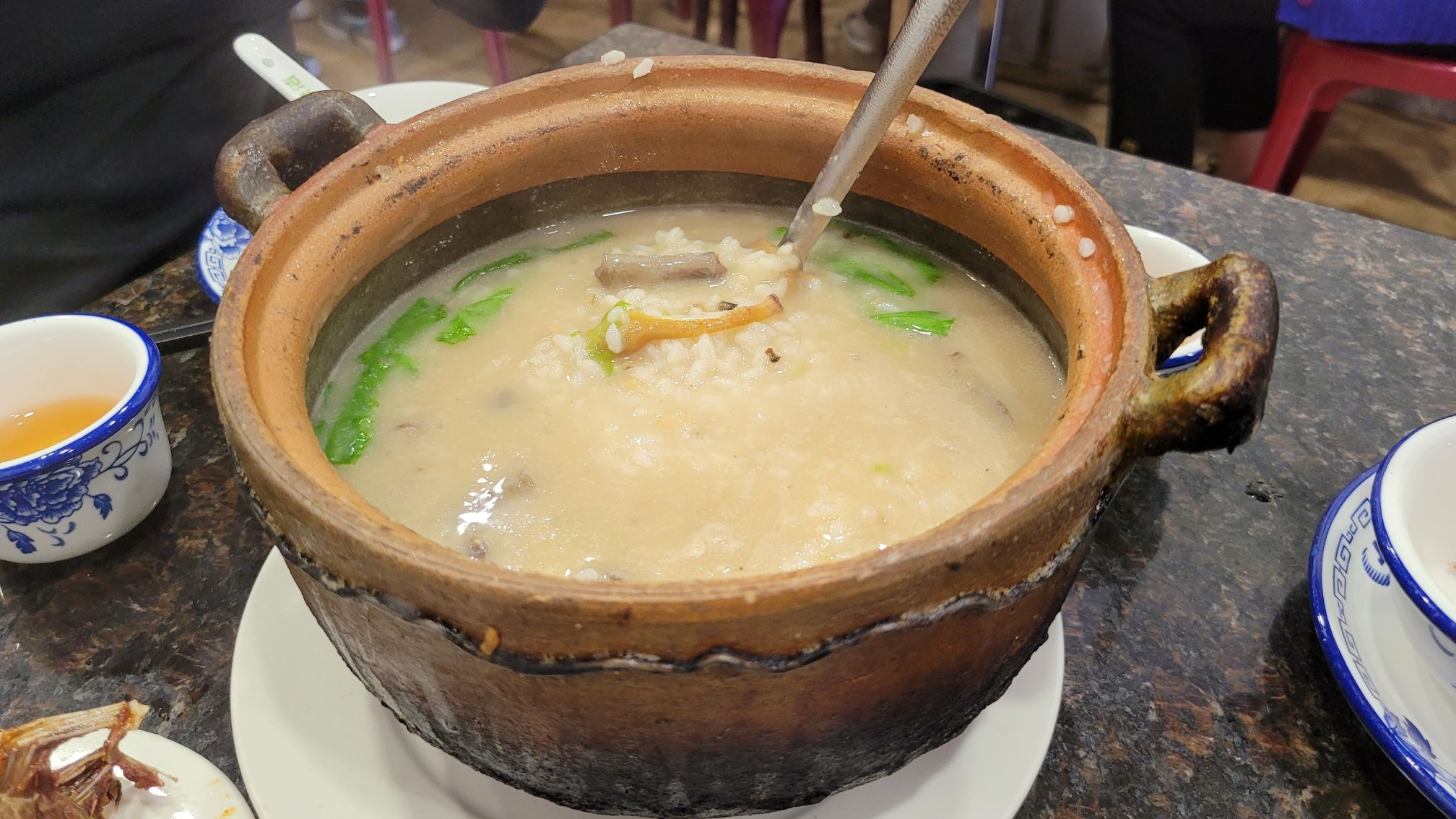 适口餐厅特色砂锅粥