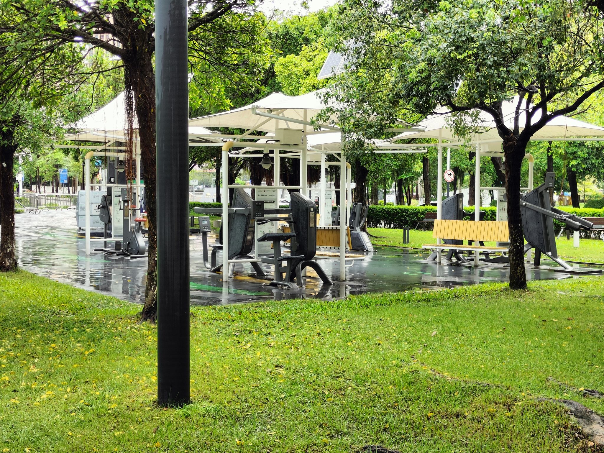 深圳市坪山区中心广场