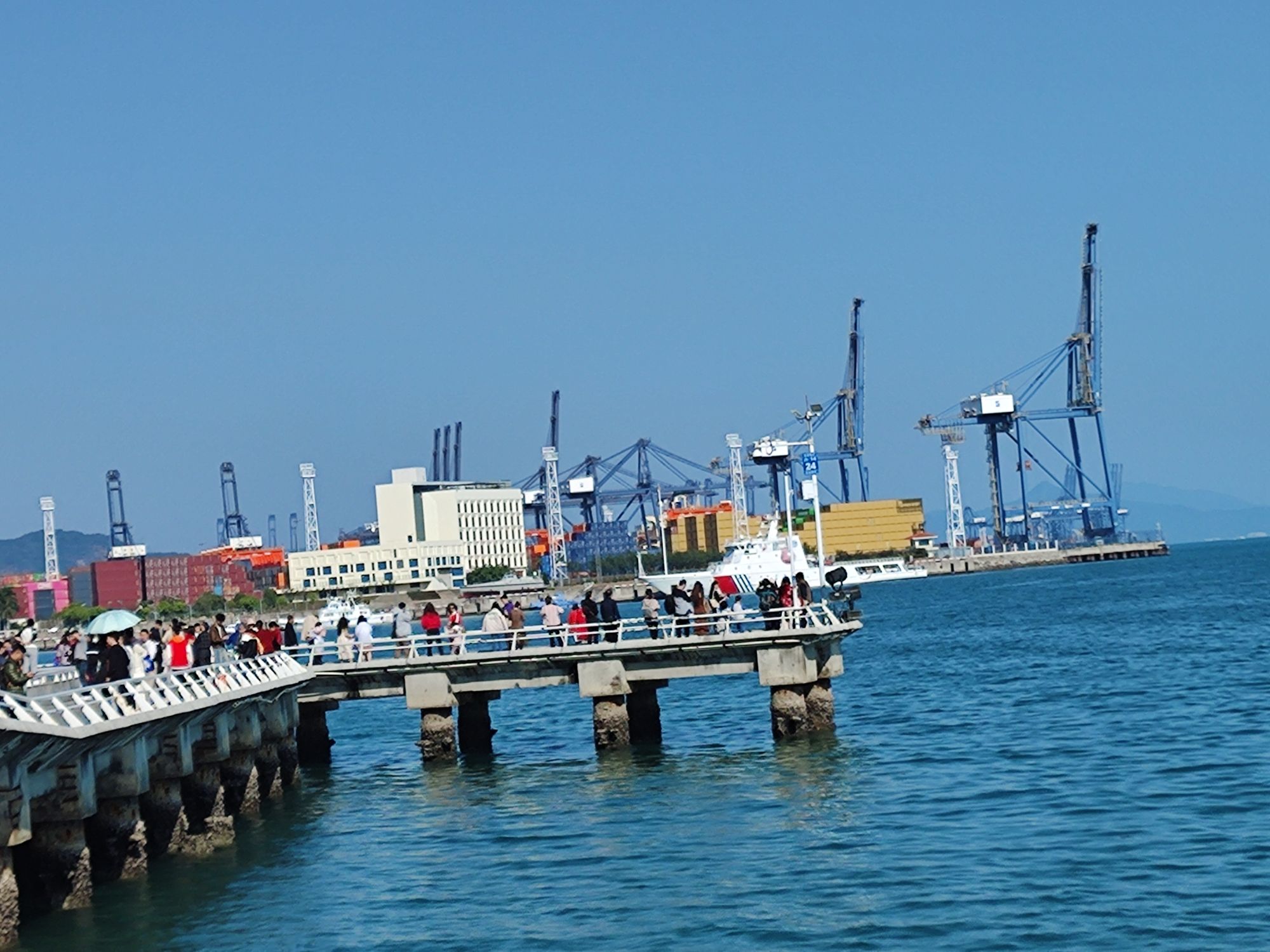 盐田区海滨栈道健身广场旅行图片 1