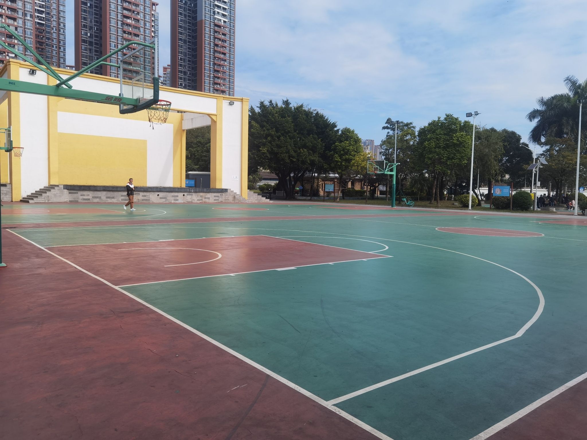 场地封面-新生文化广场篮球场
