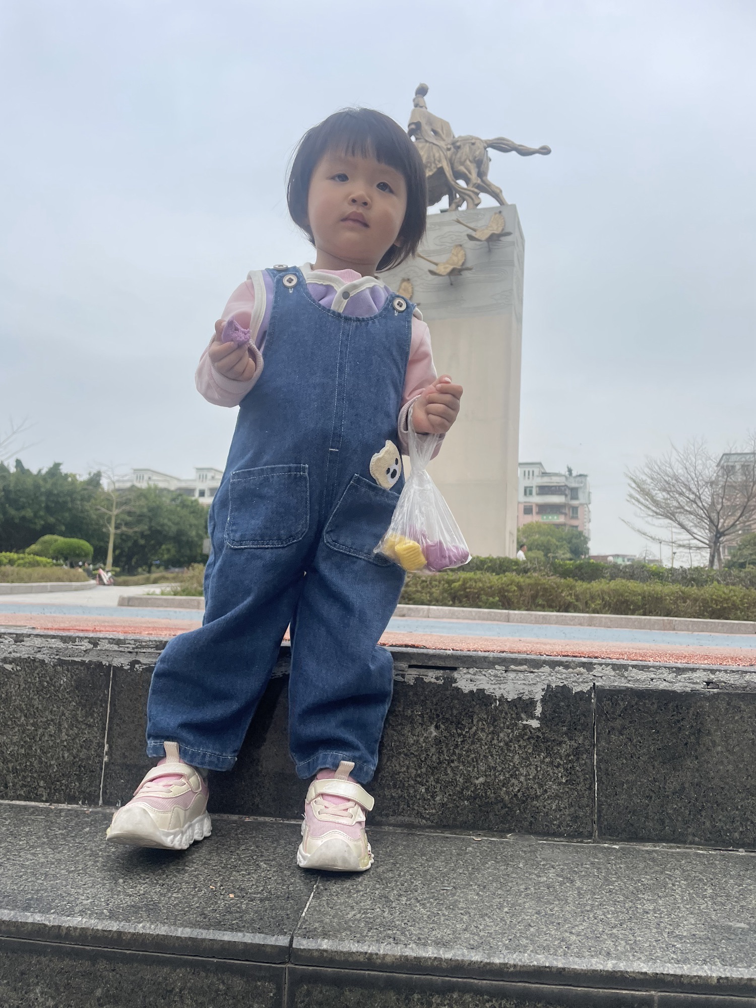 荷城广场旅行图片 3