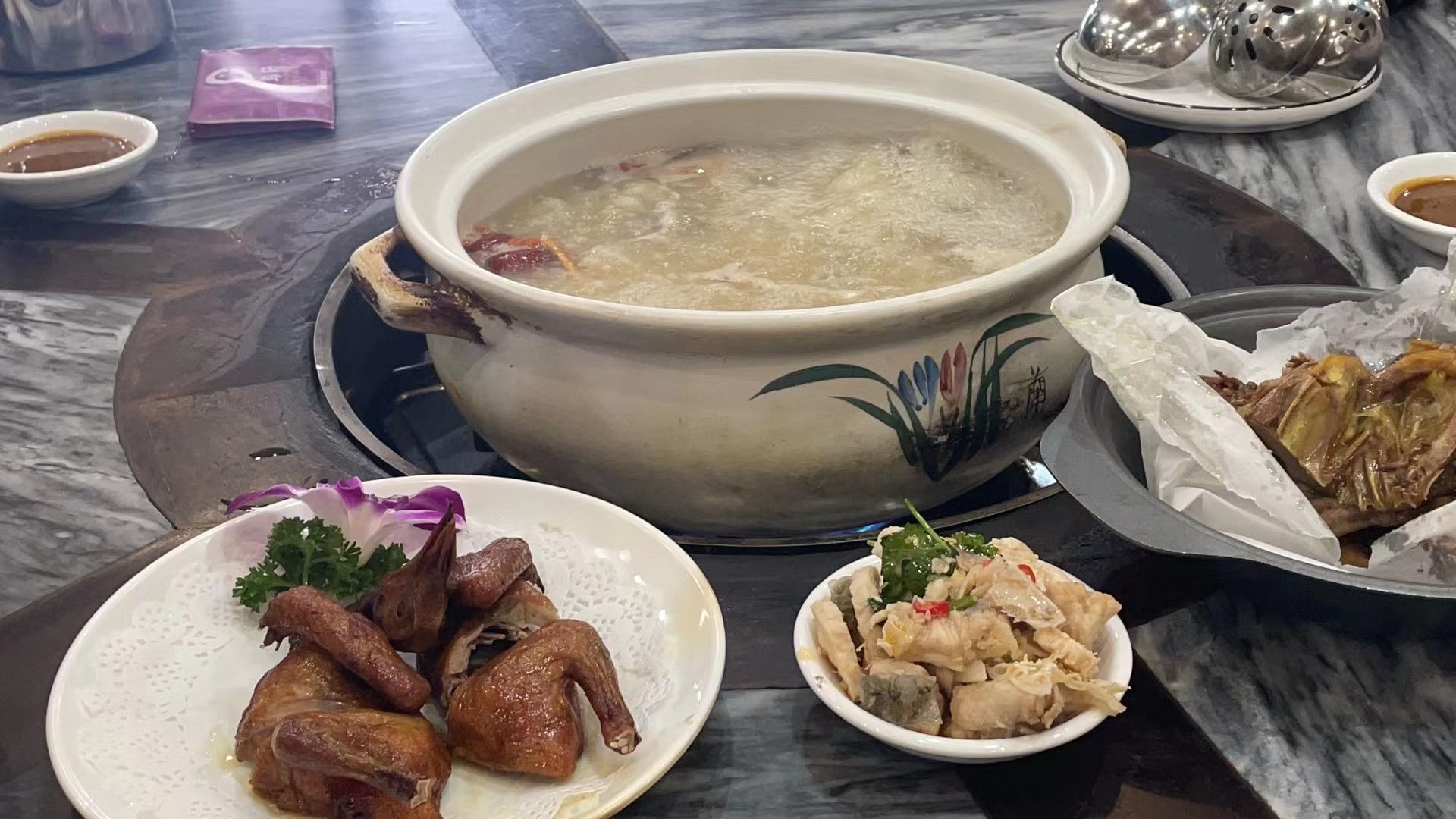 鸽鸟轩(康华路店)