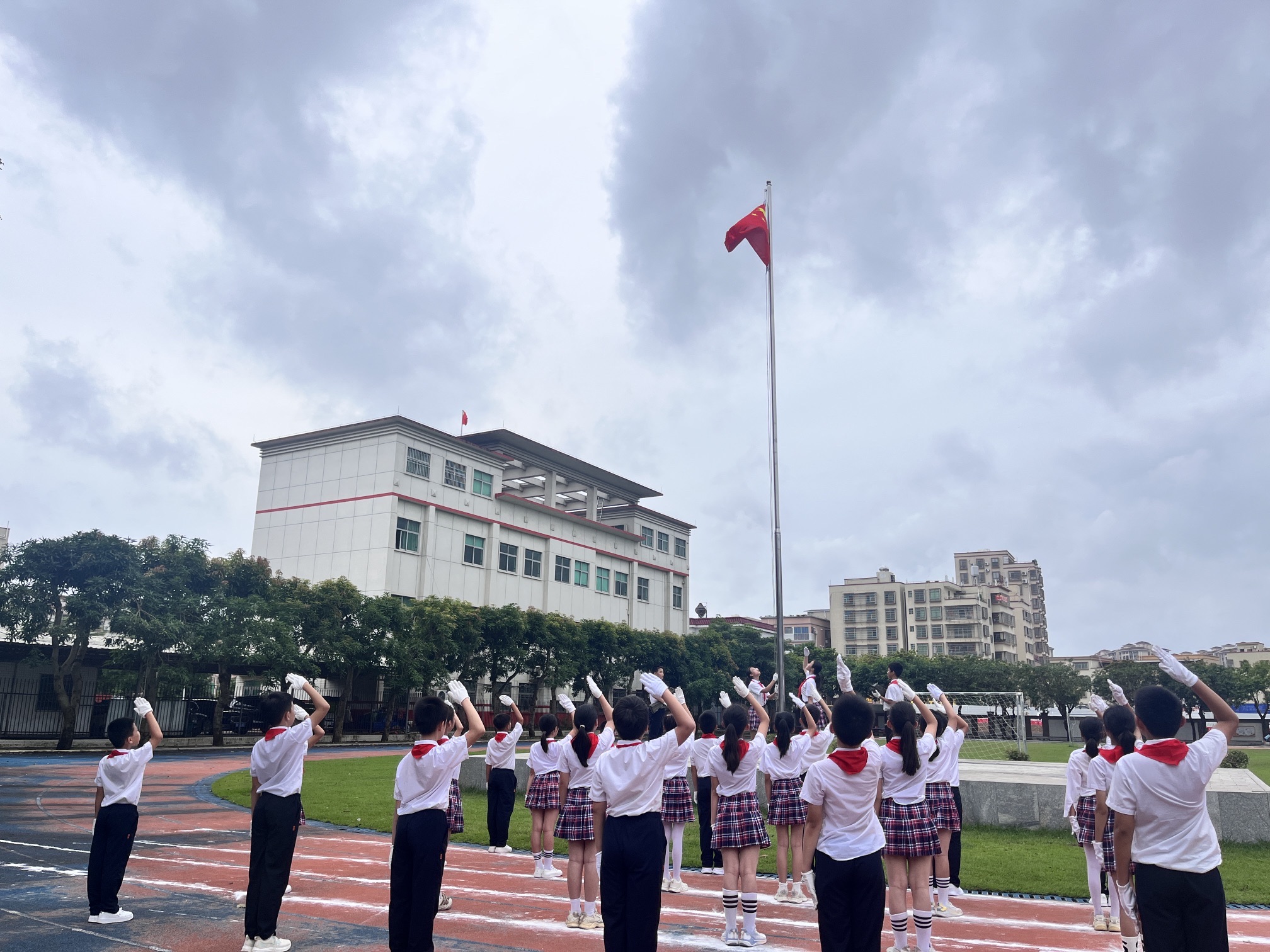 坦洲镇十四村小学