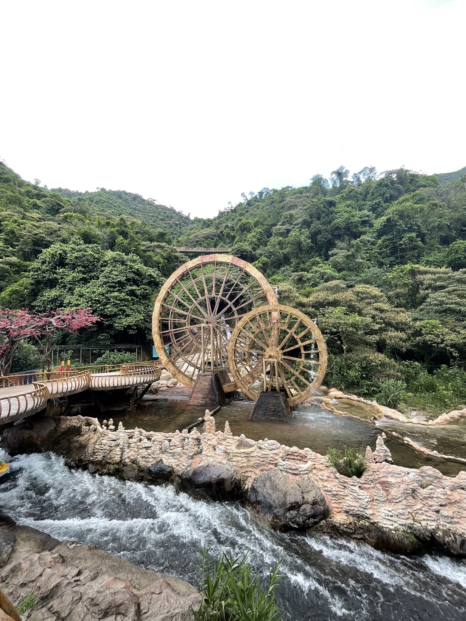 玄真峡谷嬉水王国旅行图片 1