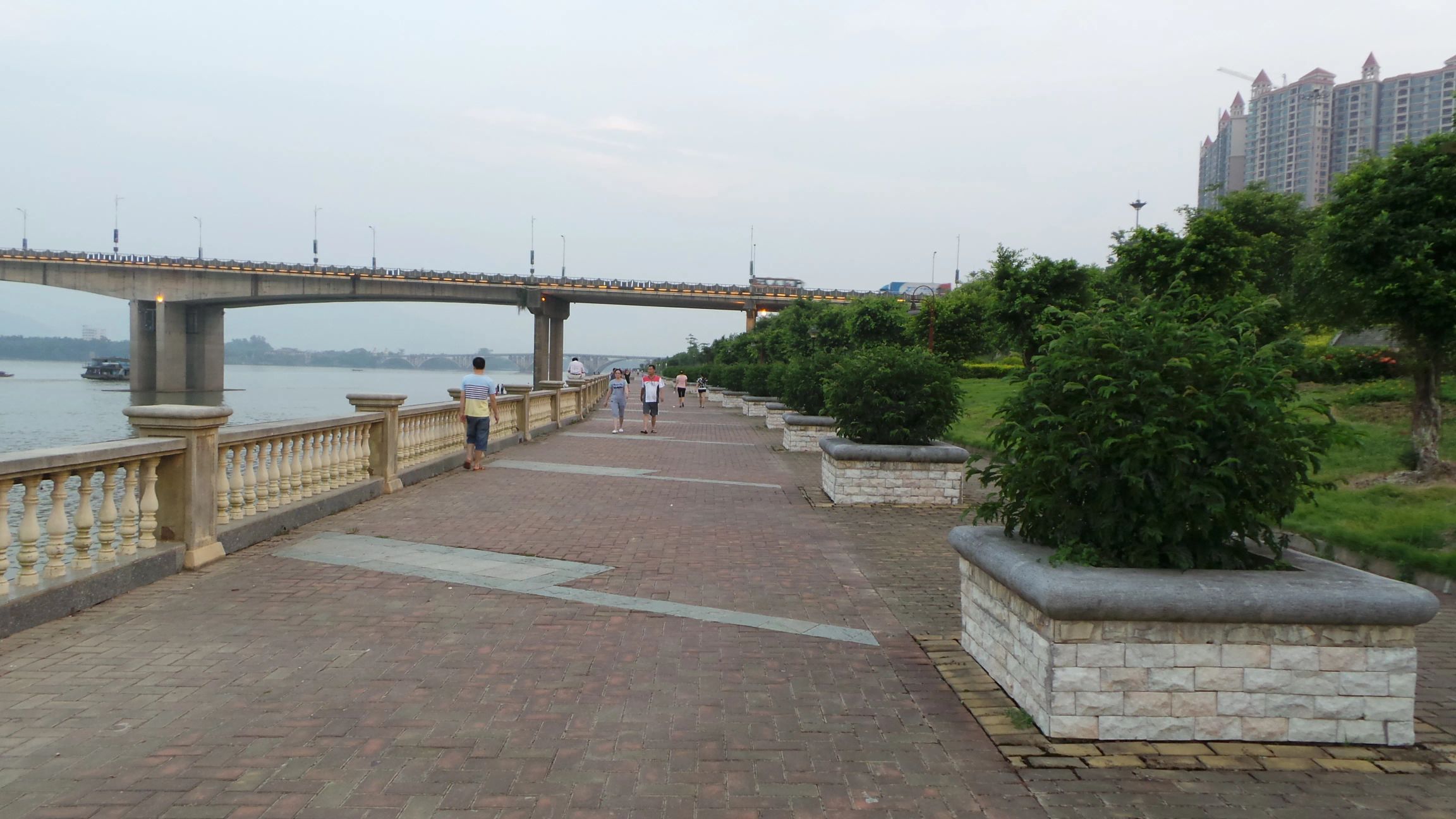 东岸滨江公园旅行图片 2