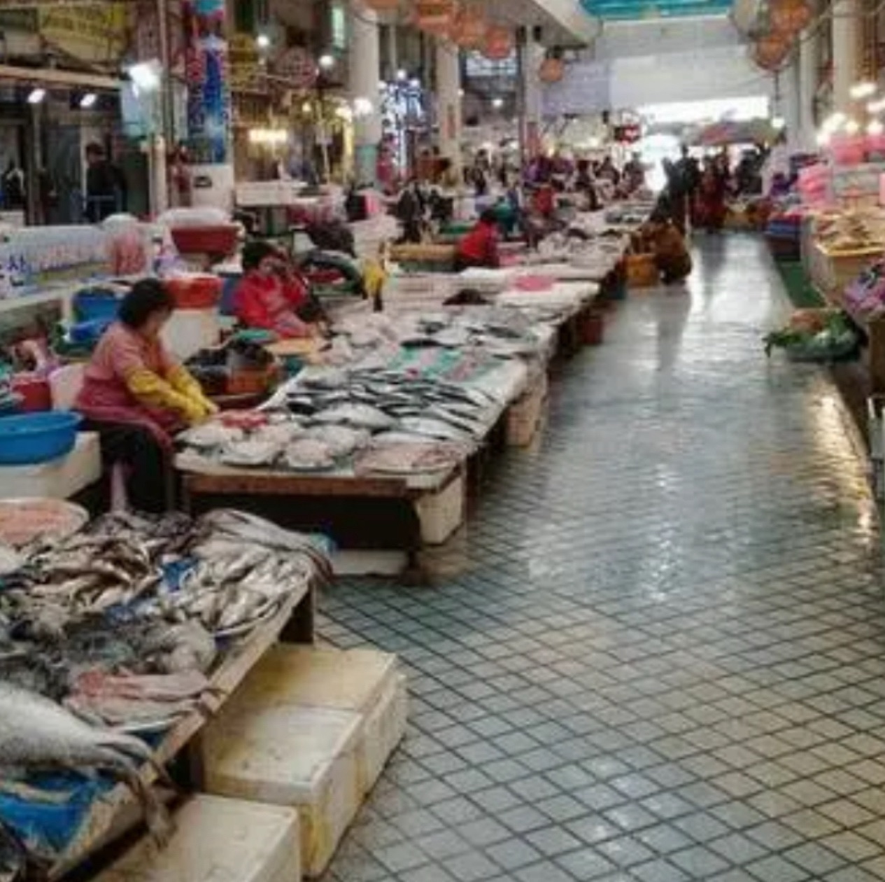 西门鱼肉菜市场