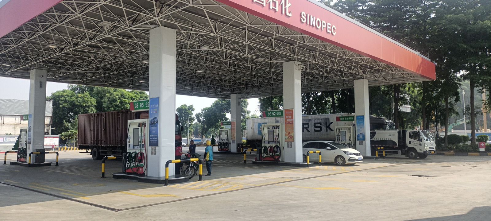 中国石化牛山加油站